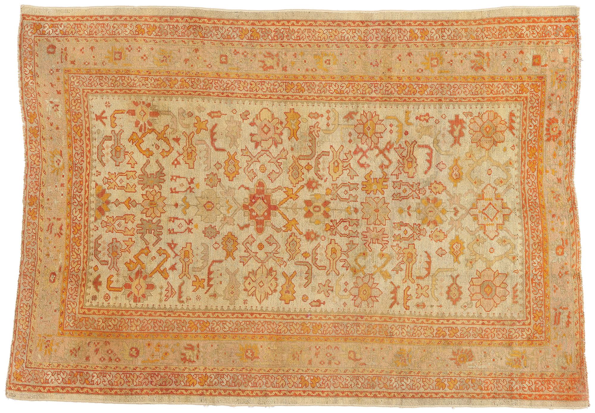 Late 19th Century Turkish Oushak Rug with Traditional Style For Sale 4
