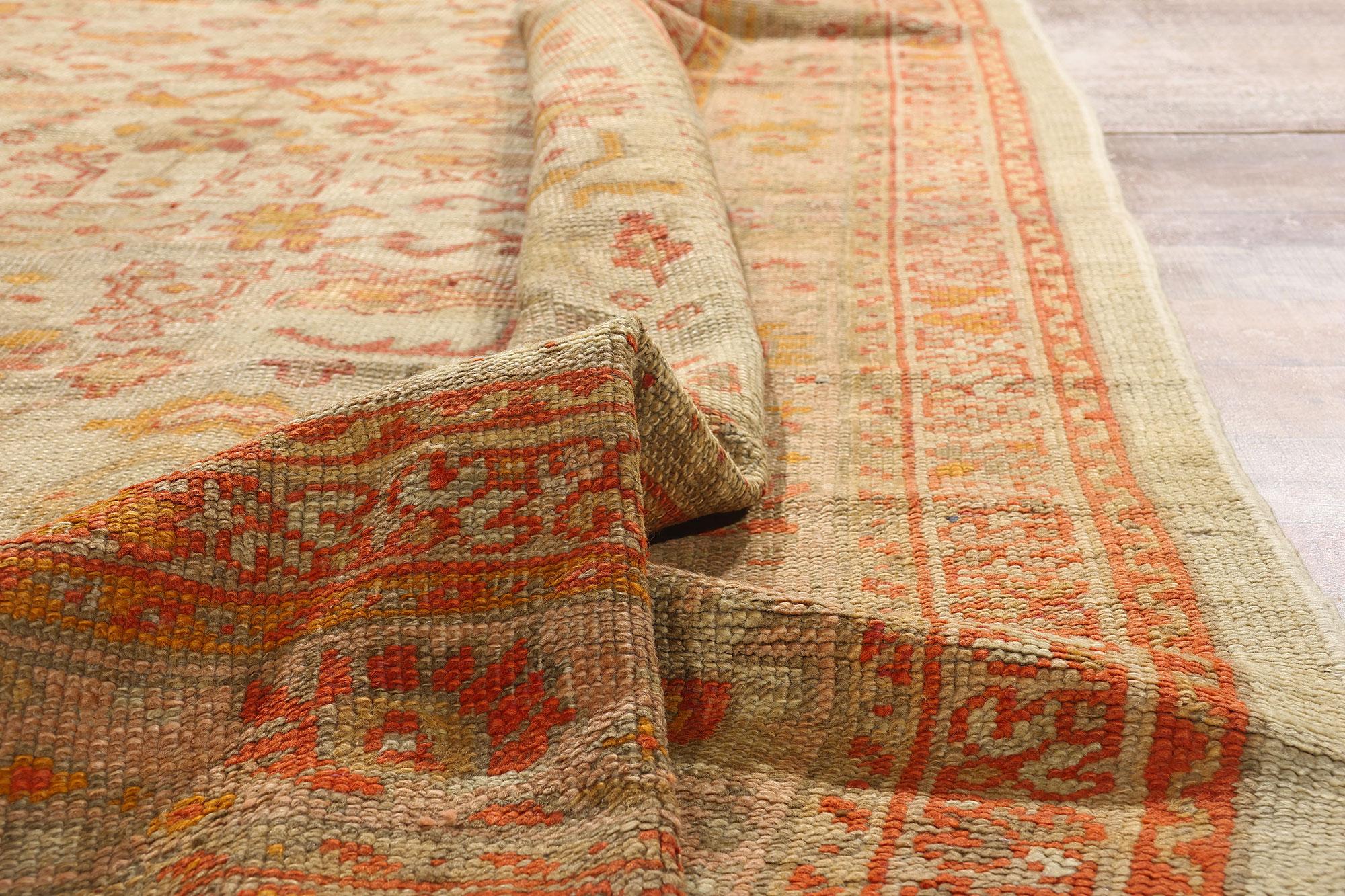 Late 19th Century Turkish Oushak Rug with Traditional Style In Good Condition For Sale In Dallas, TX