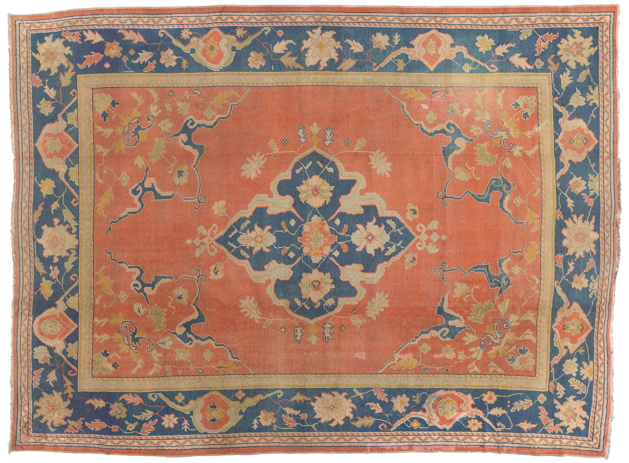 Late 19th Century Antique Turkish Oushak Rug with Traditional Style For Sale 2