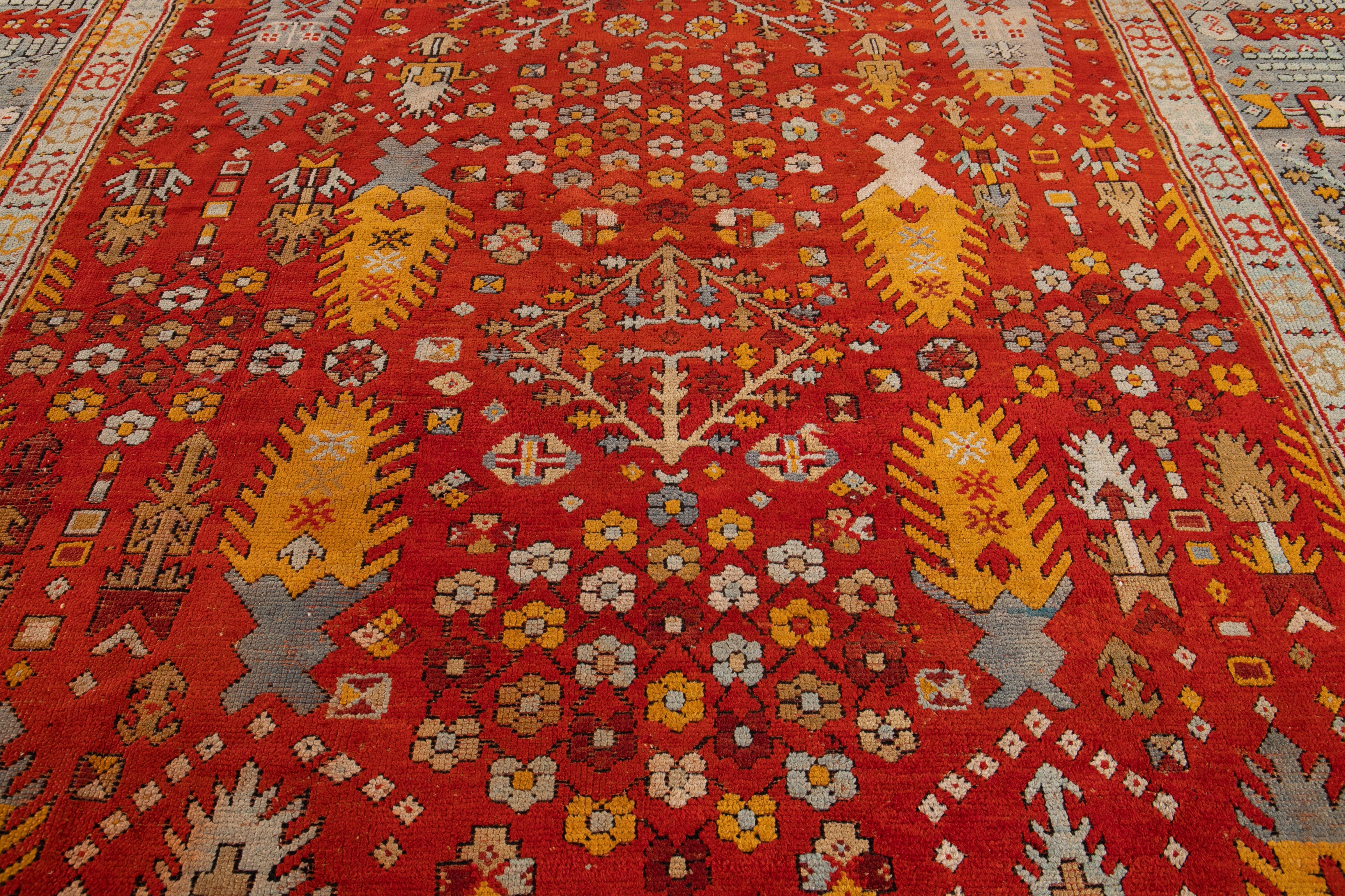 Late 19th Century Antique Turkish Oushak Wool Rug In Good Condition For Sale In Norwalk, CT