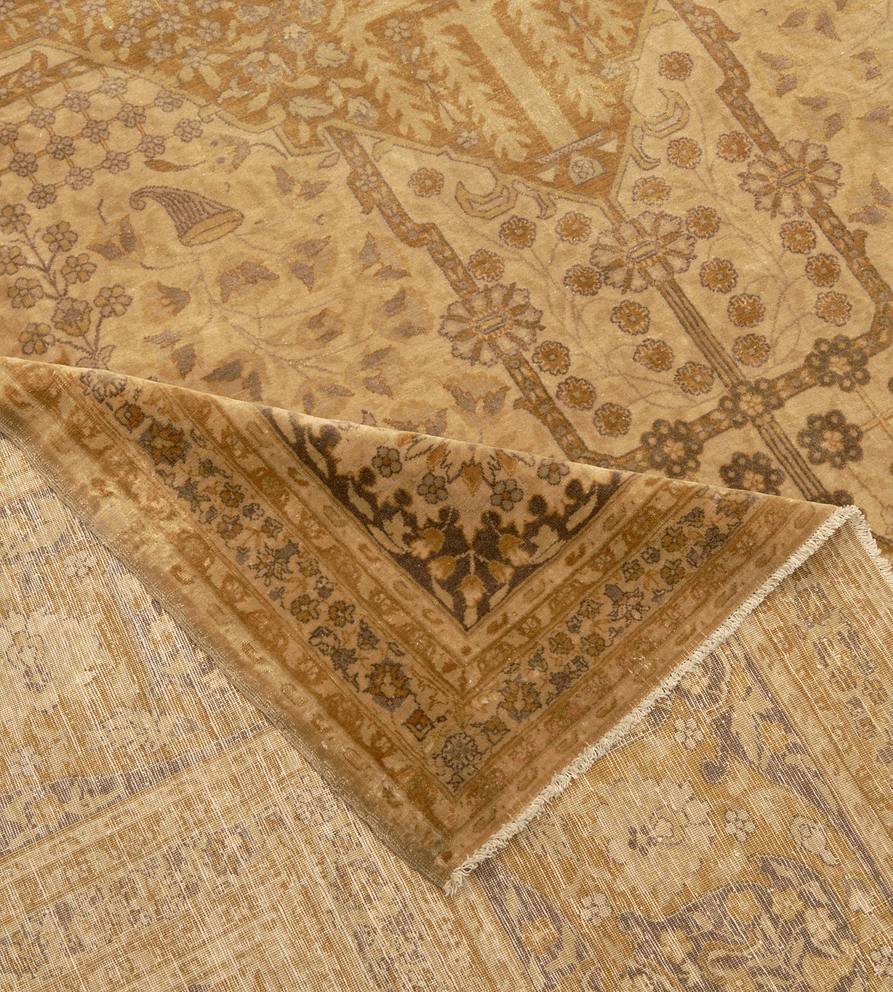 Fin du 19ème siècle, ancien tapis de laine turc Sivas en vente 1