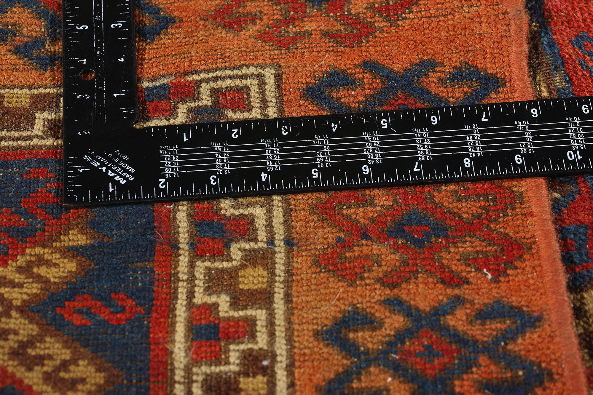 Fin du 19e siècle, ancien tapis turc Yuruk de style Modern Tribal Abîmé - En vente à Dallas, TX