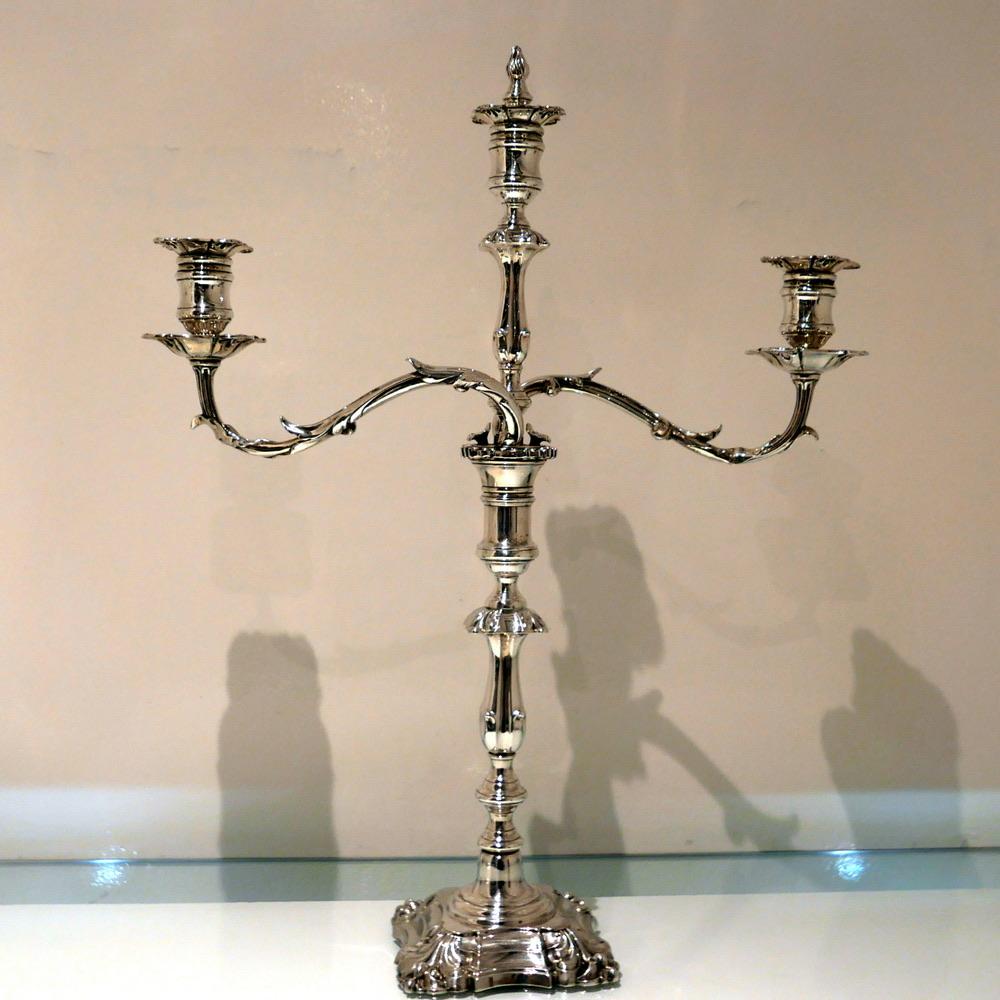 Late 19th Century Antique Victorian Pair of Silver Plated Three-Light Candelabra For Sale 3