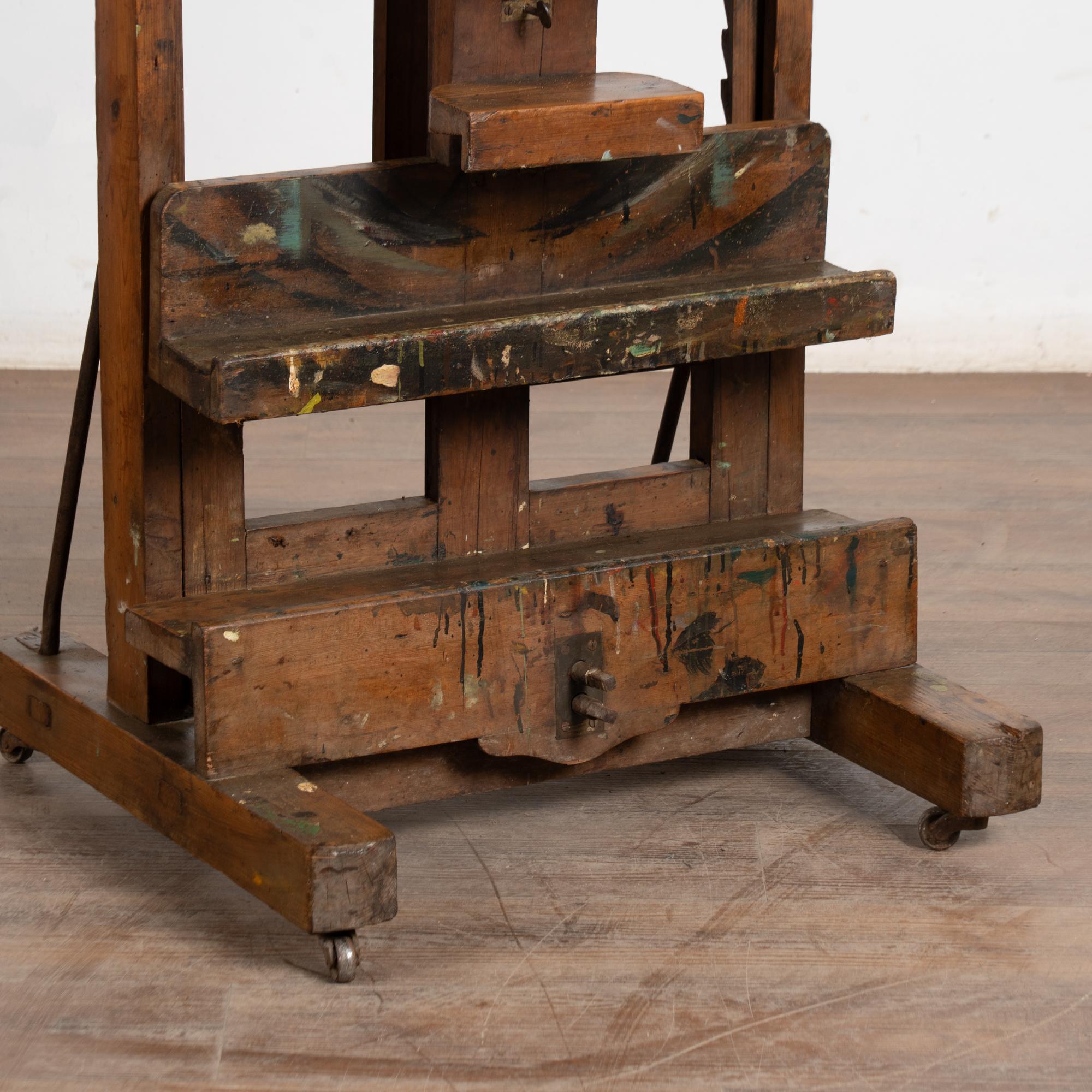 Fatto a mano Cavalletto da pittore in legno antico della fine del XIX secolo in vendita