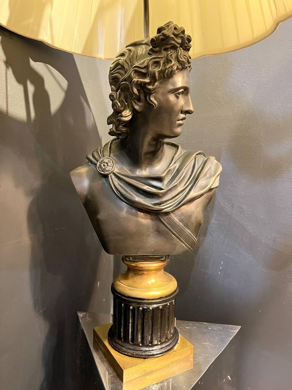 Lampe de table en forme de buste Apollo de la fin du XIXe siècle en vente 2