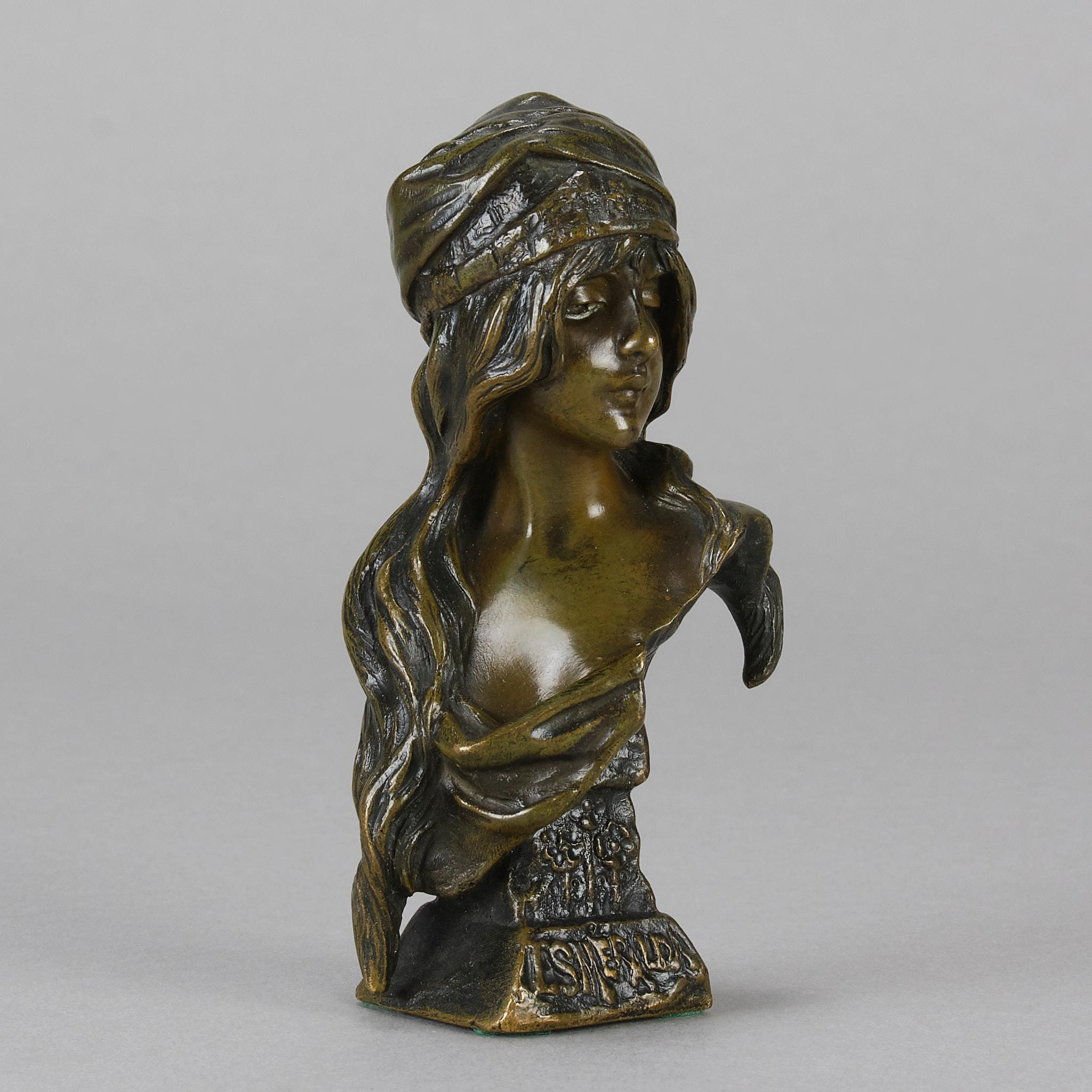 Jugendstil-Bronzebüste „Esmerelda“ aus dem späten 19. Jahrhundert von Emmanuel Villanis (Französisch) im Angebot