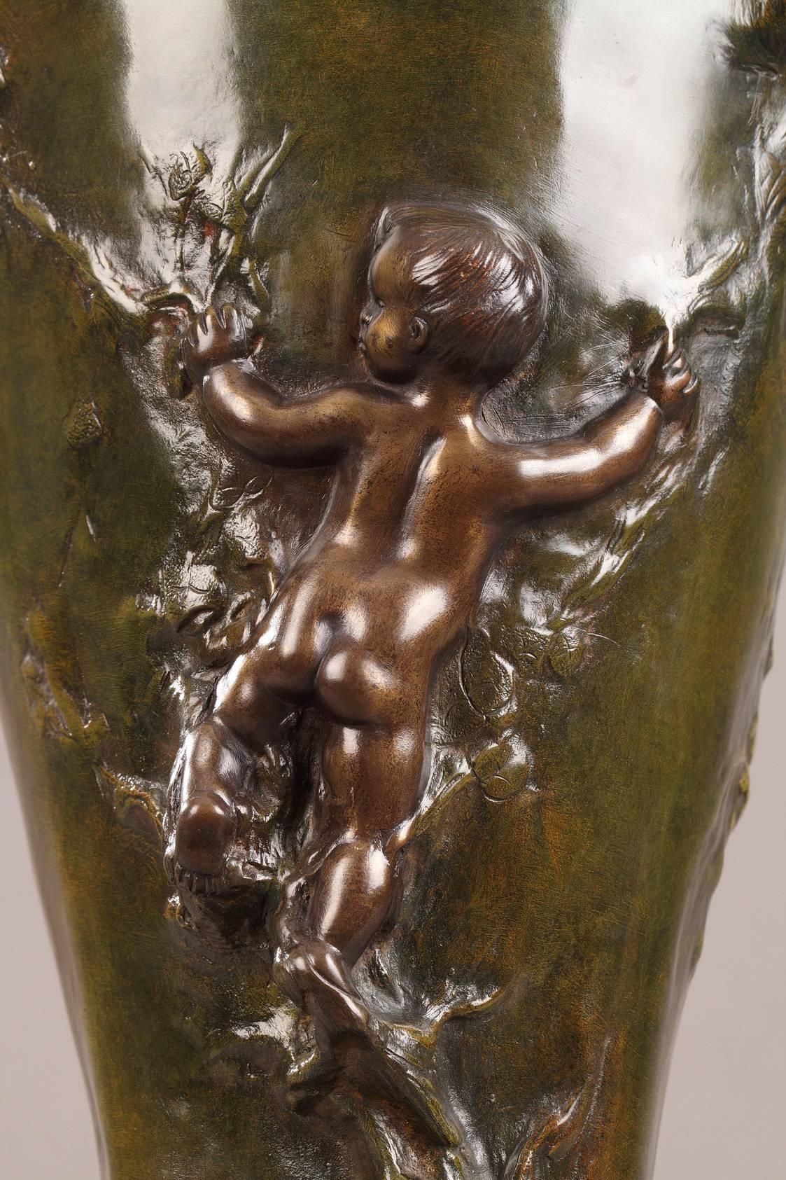 Jugendstilvase aus Bronze des späten 19. Jahrhunderts von Marcel Debut im Angebot 2