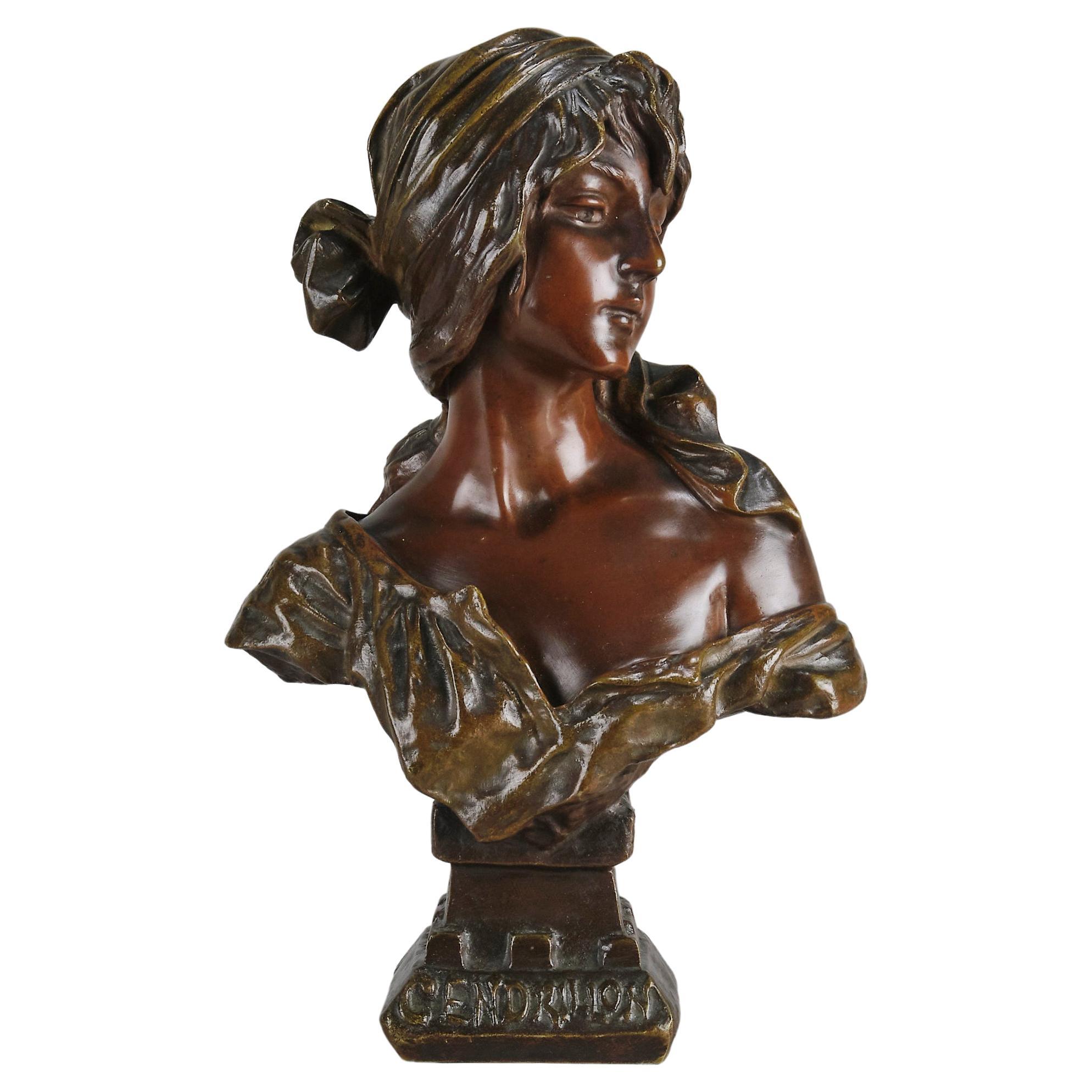 Buste Art Nouveau de la fin du 19ème siècle intitulé "Cendrillon" par Emmanuel Villanis