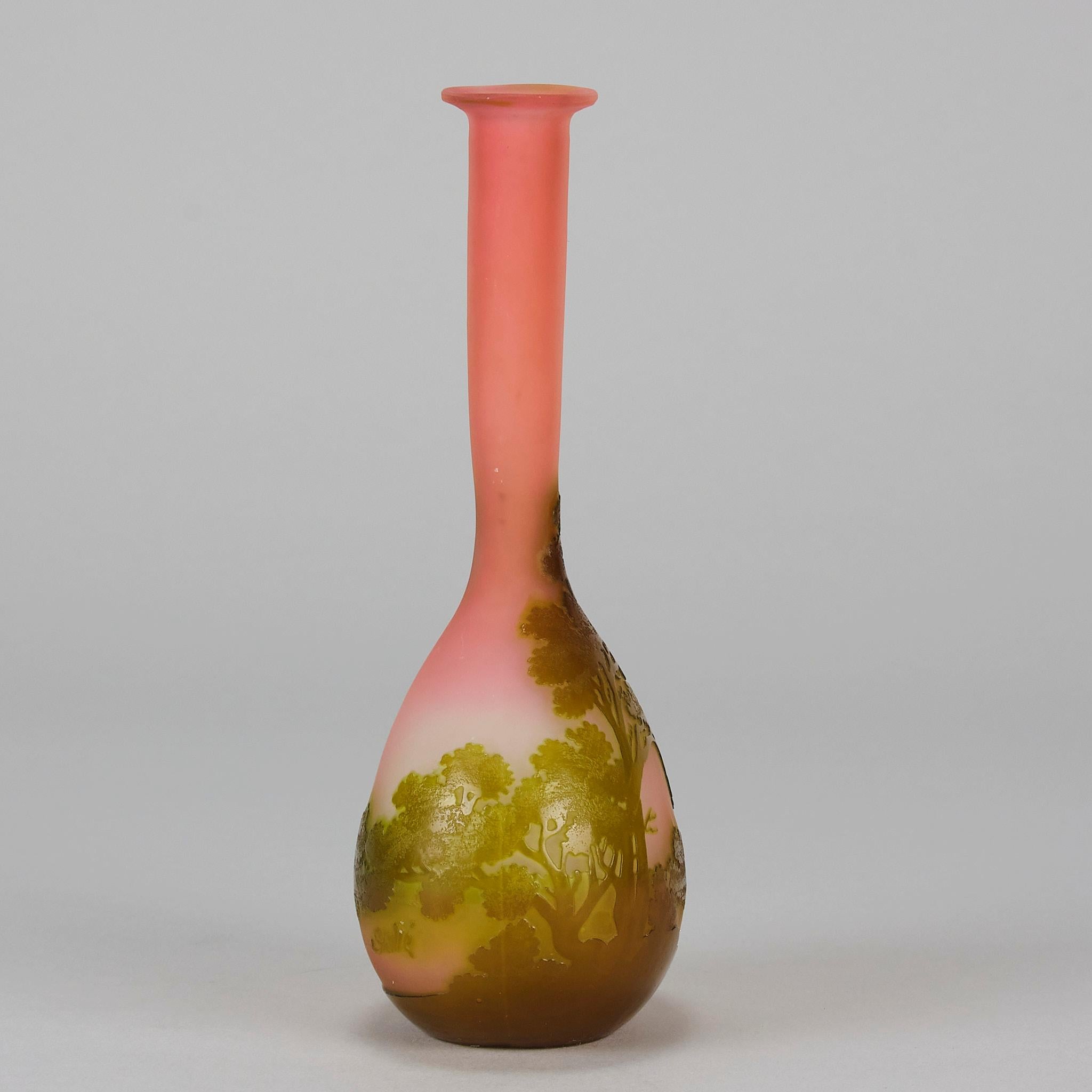 Buriné Vase 