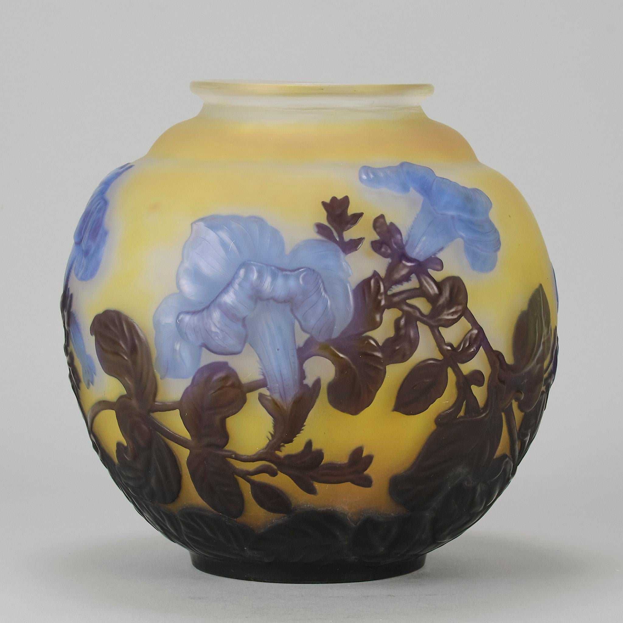Francese Vaso di vetro Art Nouveau della fine del XIX secolo 