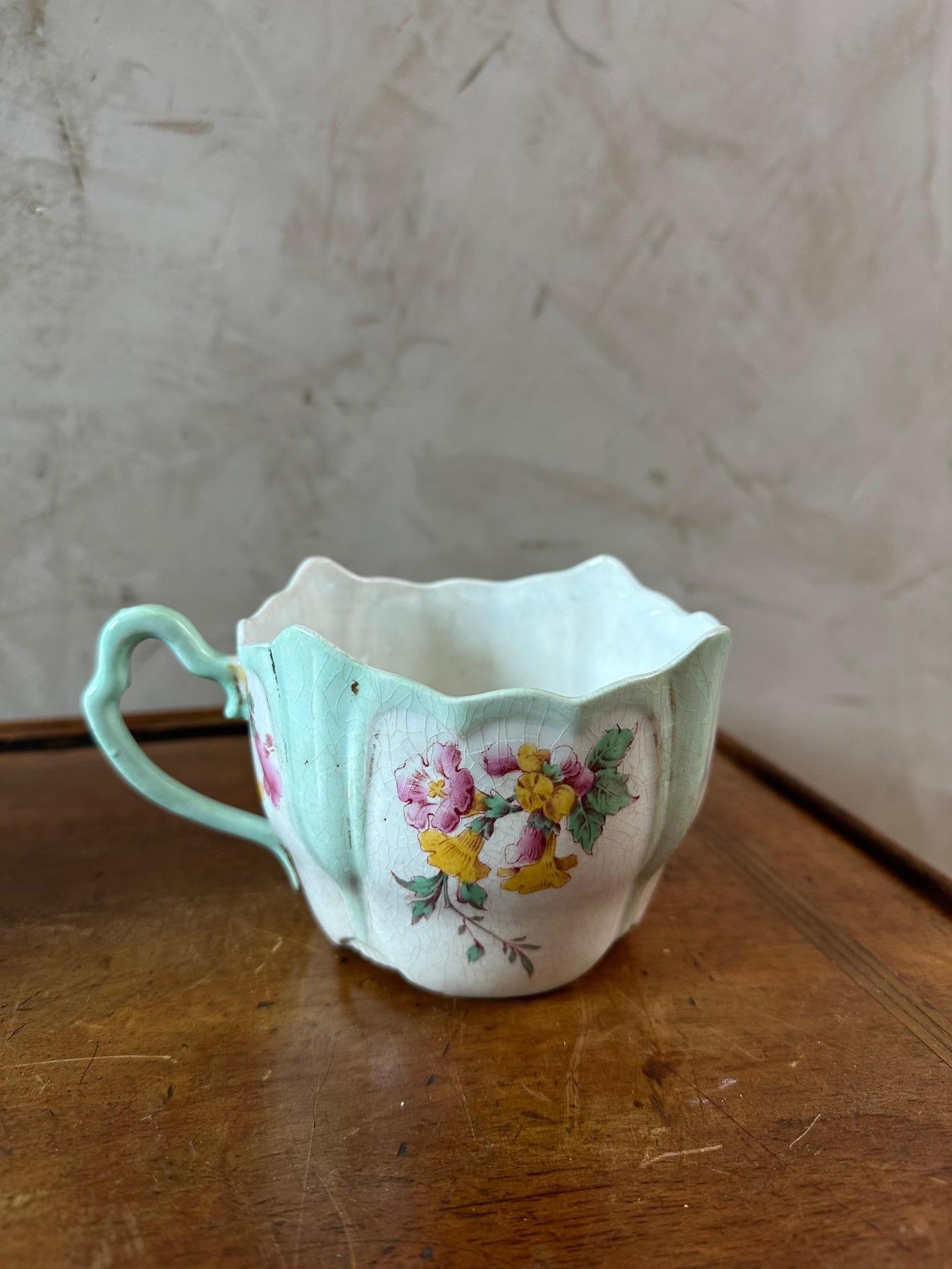 Late 19th century Art Nouveau Pair of Earthenware Tea Cups, 1900s For Sale 9