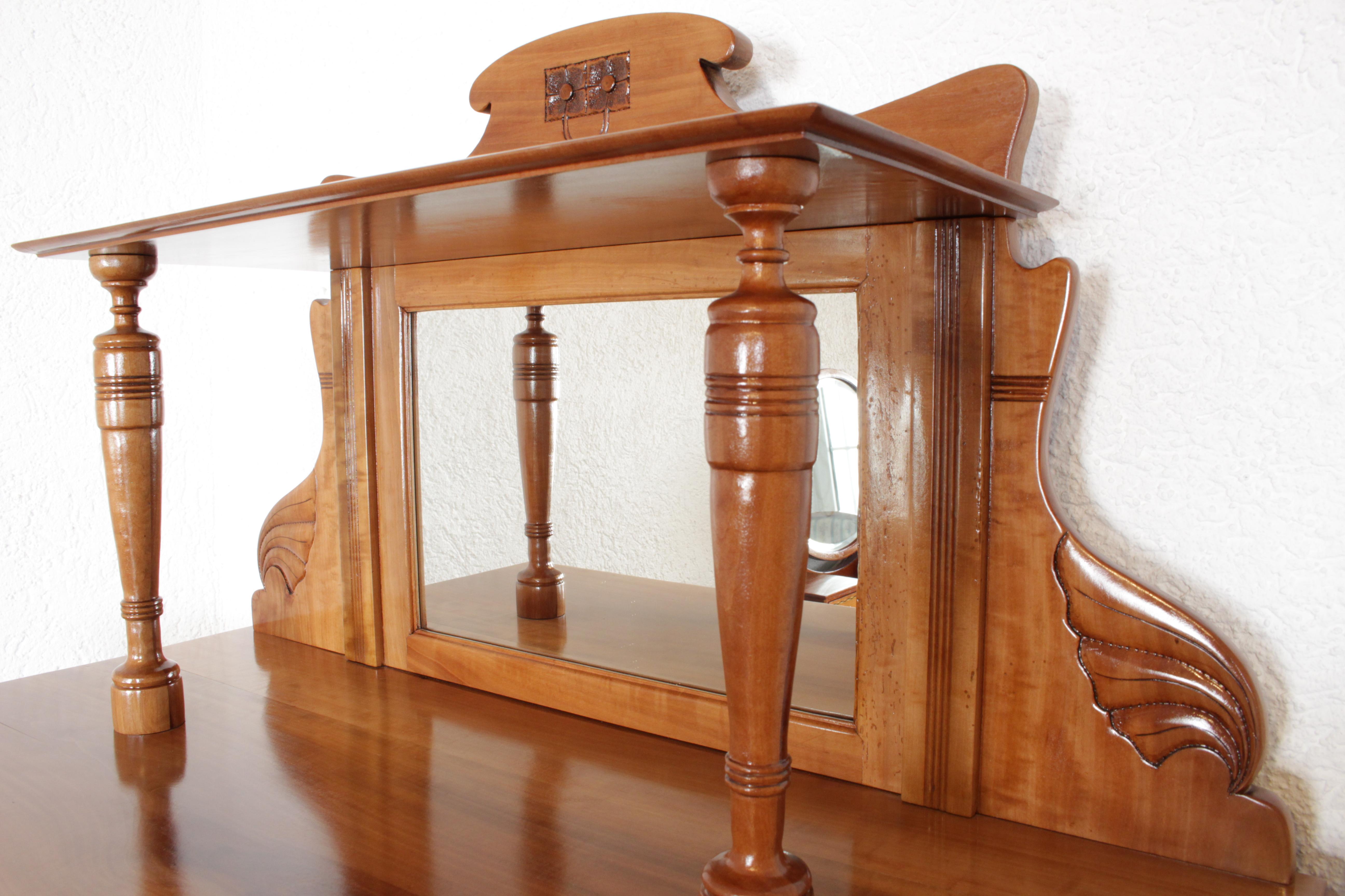 Late 19th Century Art Nouveau Plum-Wood Cabinet or Vertiko (Deutsch)