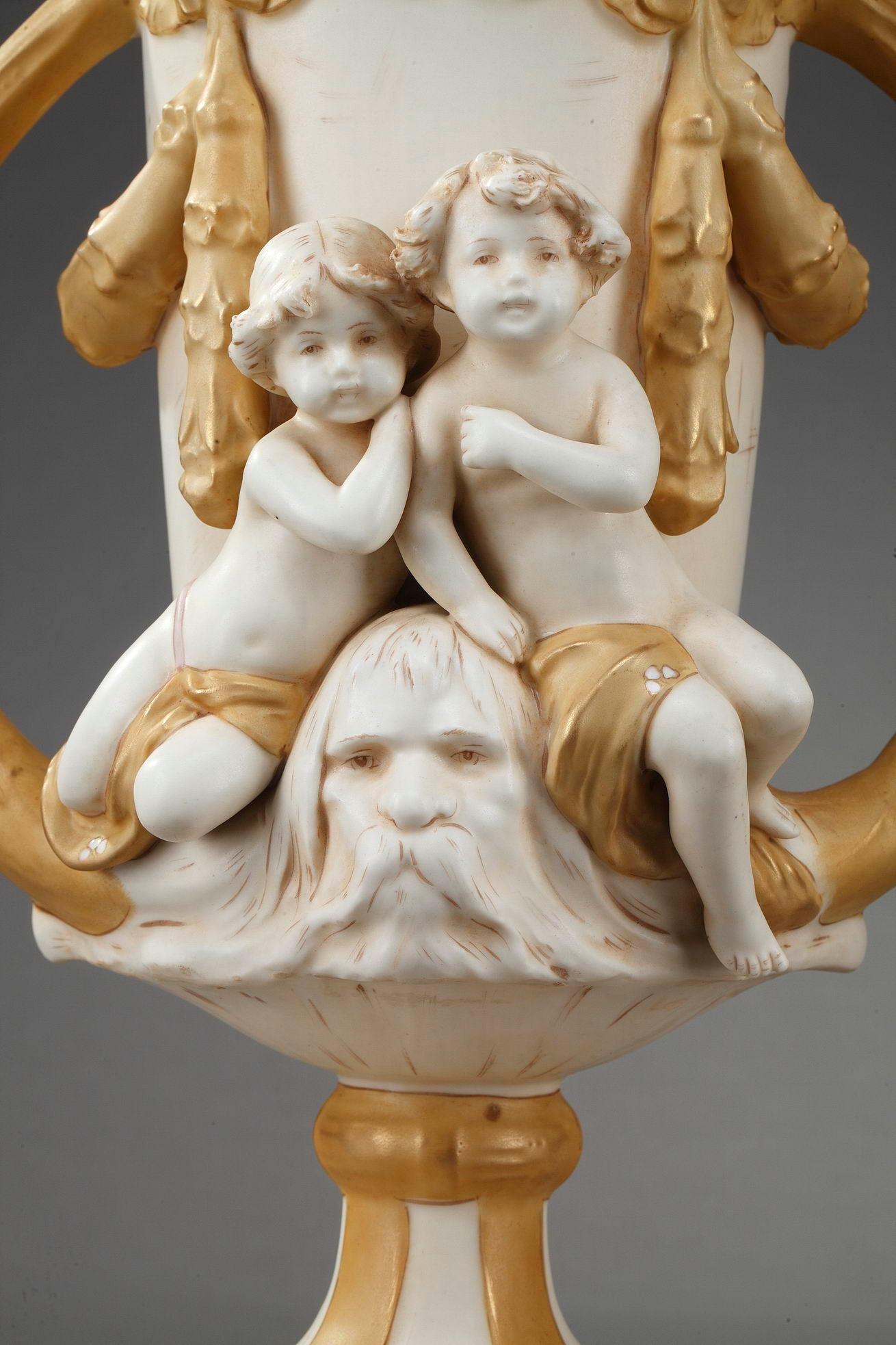 Late 19th Century Art Nouveau Royal Dux Bohemia Vases In Good Condition In Paris, FR