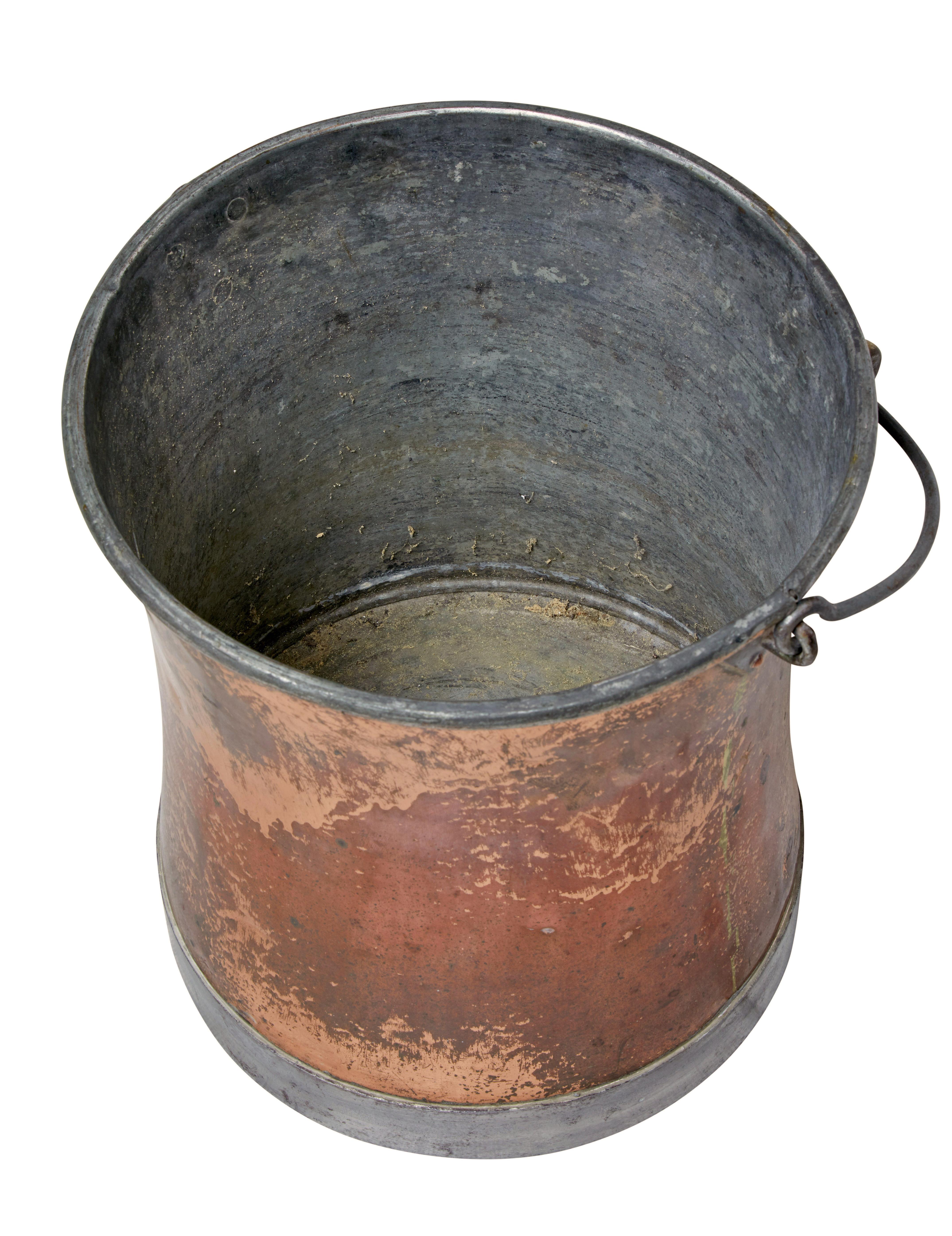 Arts and Crafts Late 19th century arts and crafts copper bucket For Sale