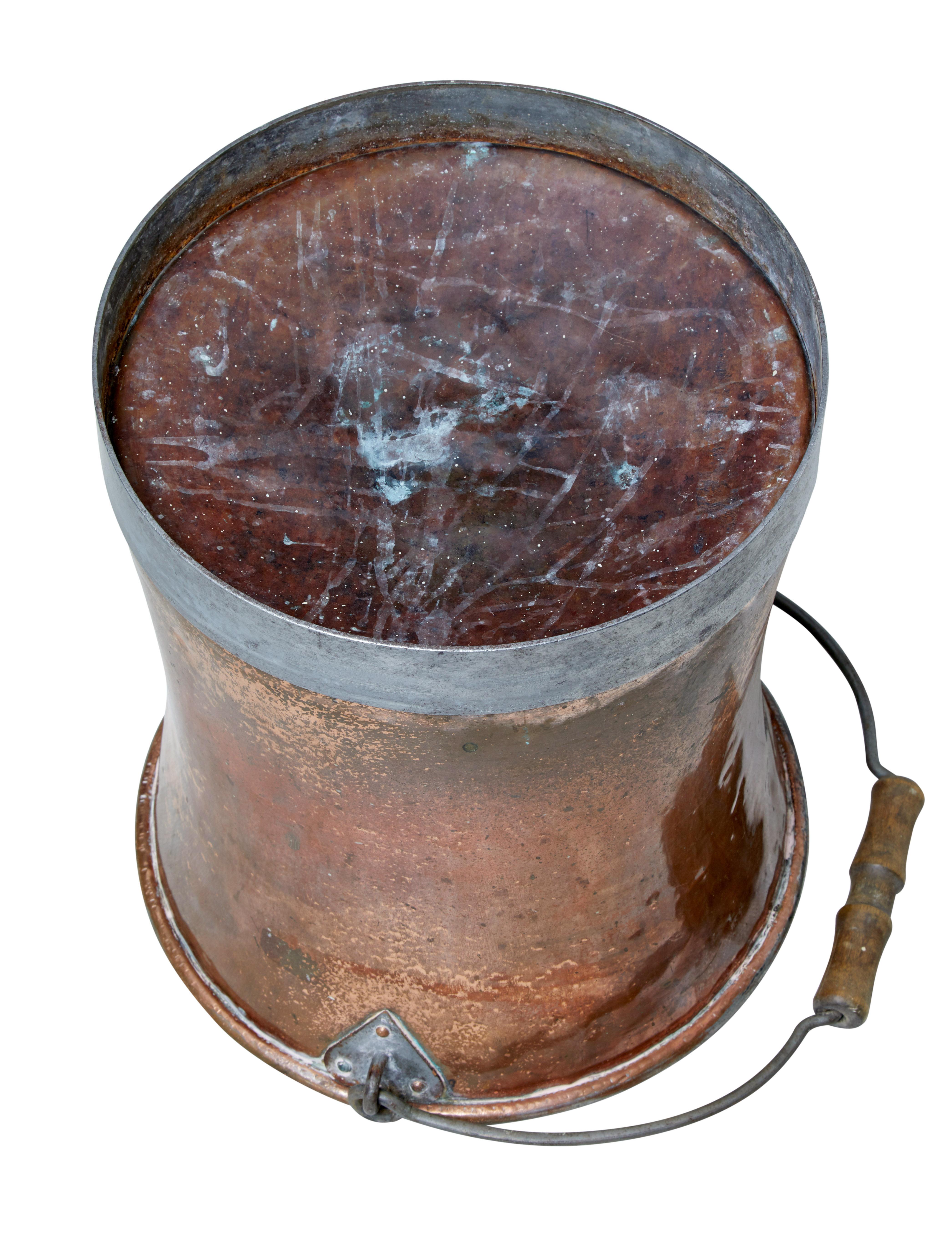 English Late 19th Century Arts & Crafts Copper Bucket