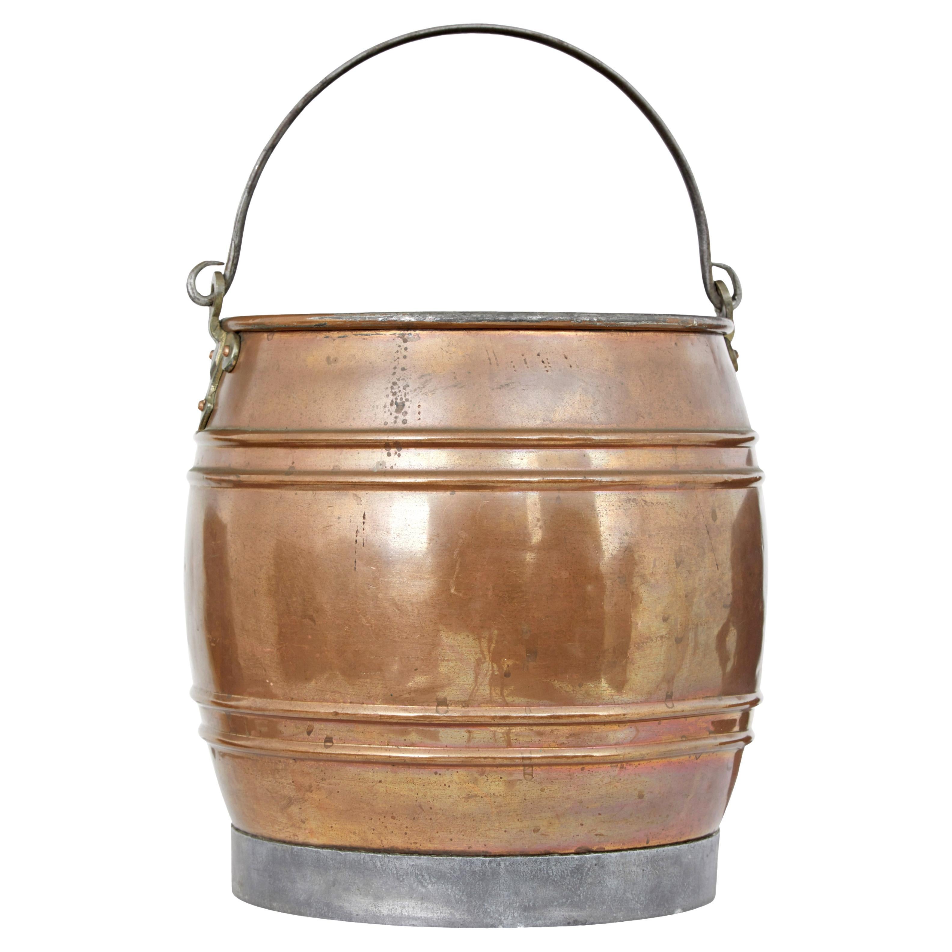 Late 19th century arts and crafts copper bucket For Sale