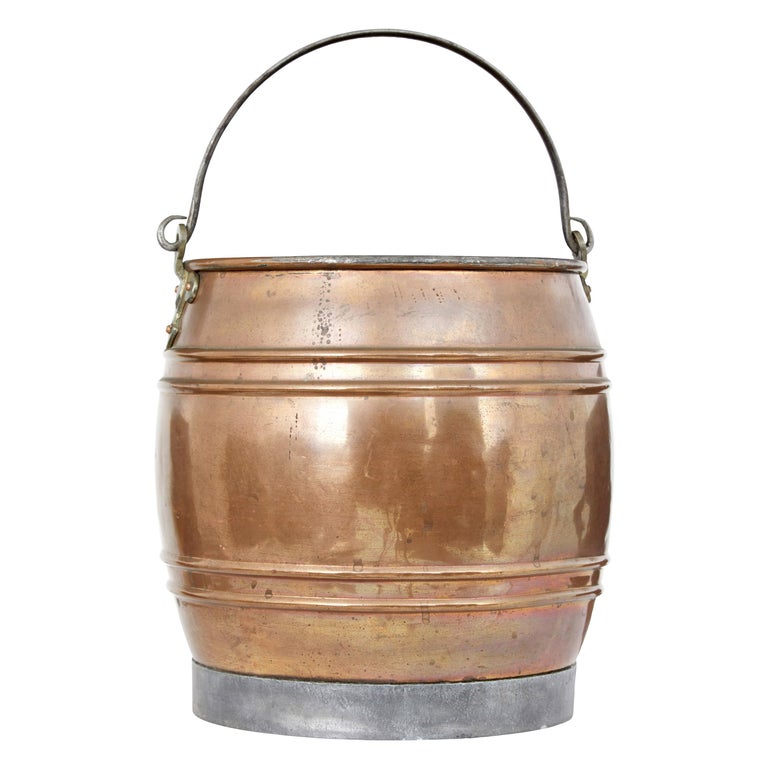 Late 19th Century Arts and Crafts Copper Bucket For Sale at 1stDibs