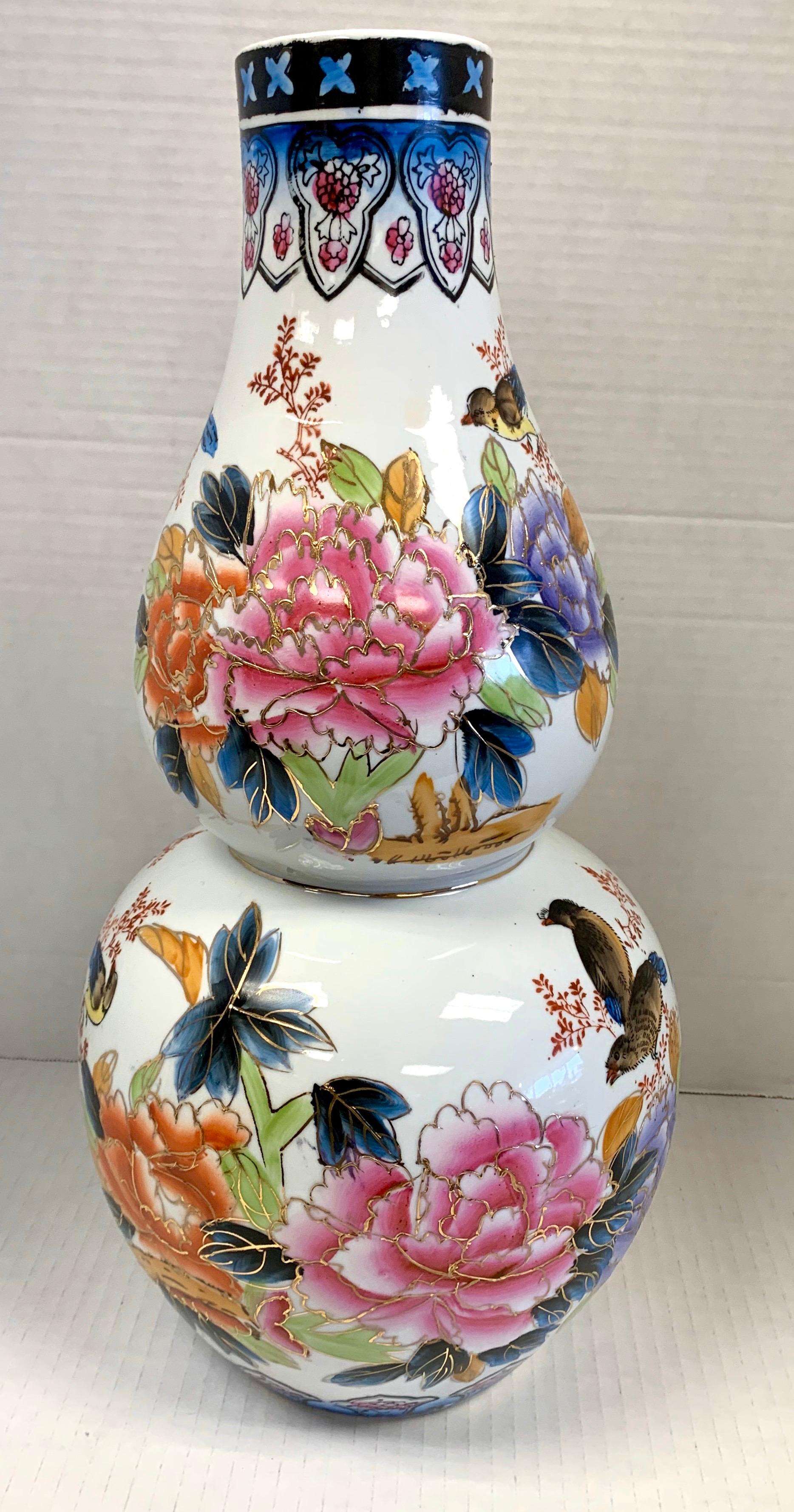 Late 19th Century Asian Chinese Hand Painted Porcelain Double Gourd Vase Vessel 1