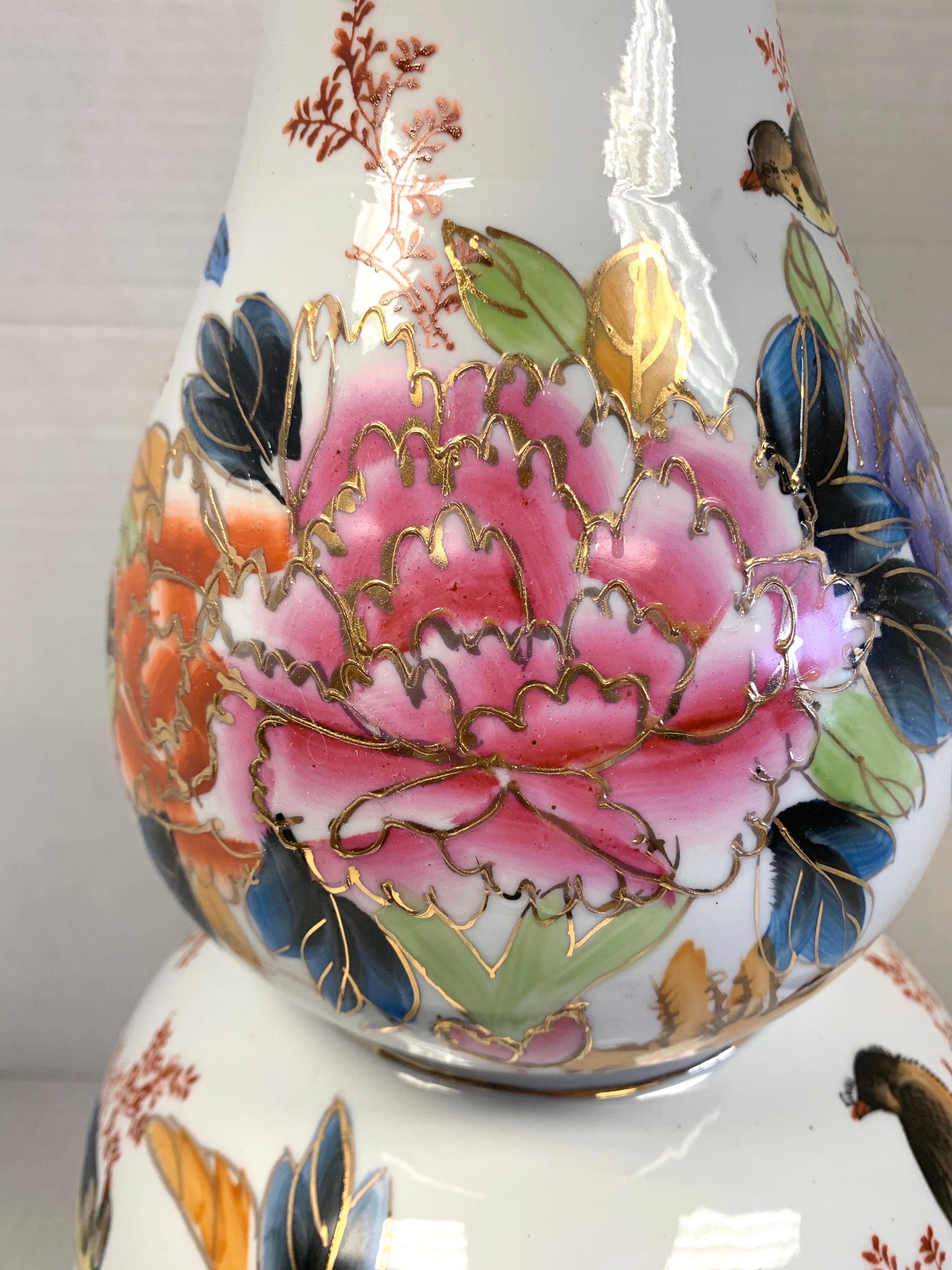 Late 19th Century Asian Chinese Hand Painted Porcelain Double Gourd Vase Vessel 2
