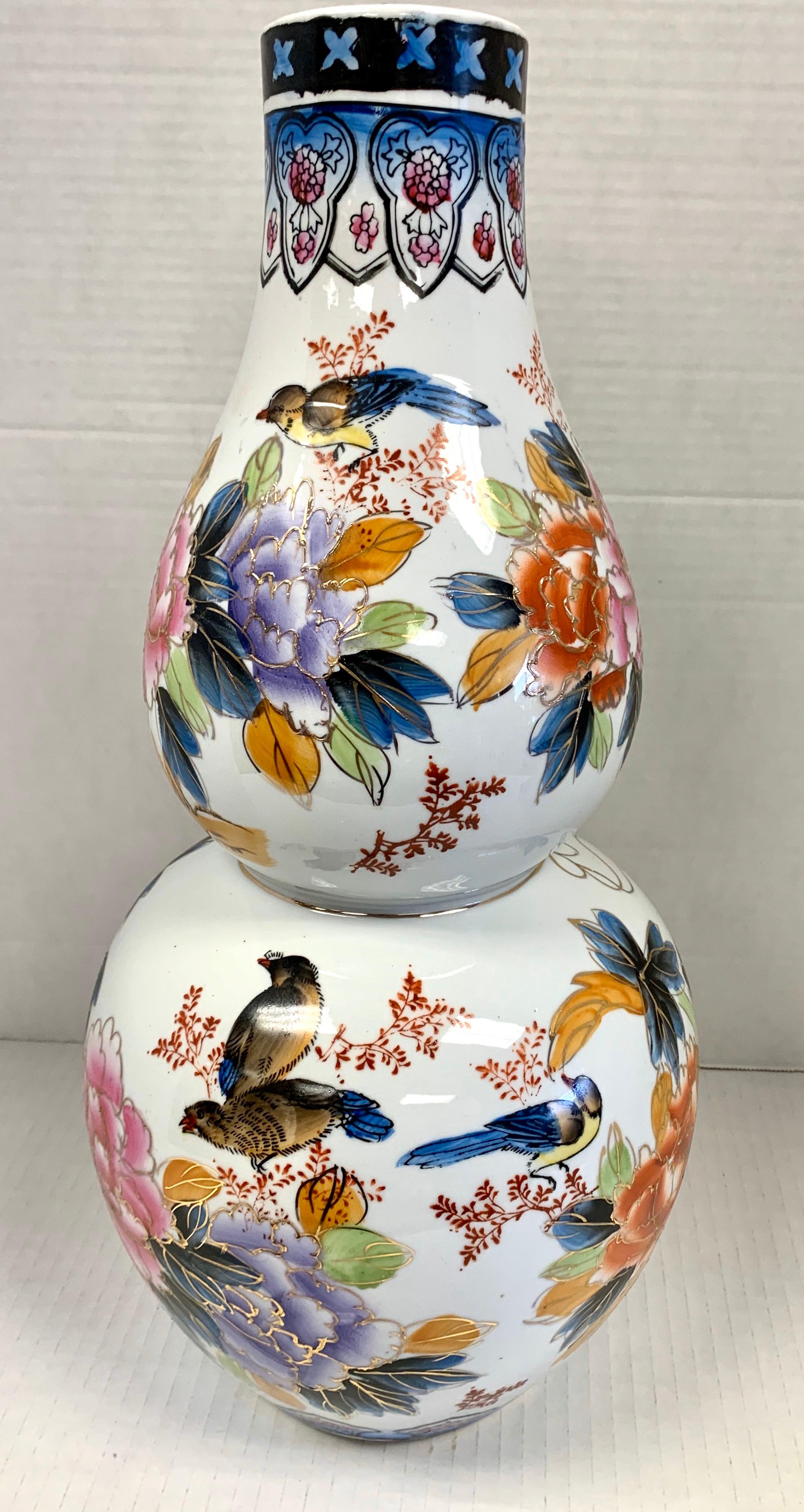 Late 19th Century Asian Chinese Hand Painted Porcelain Double Gourd Vase Vessel 3
