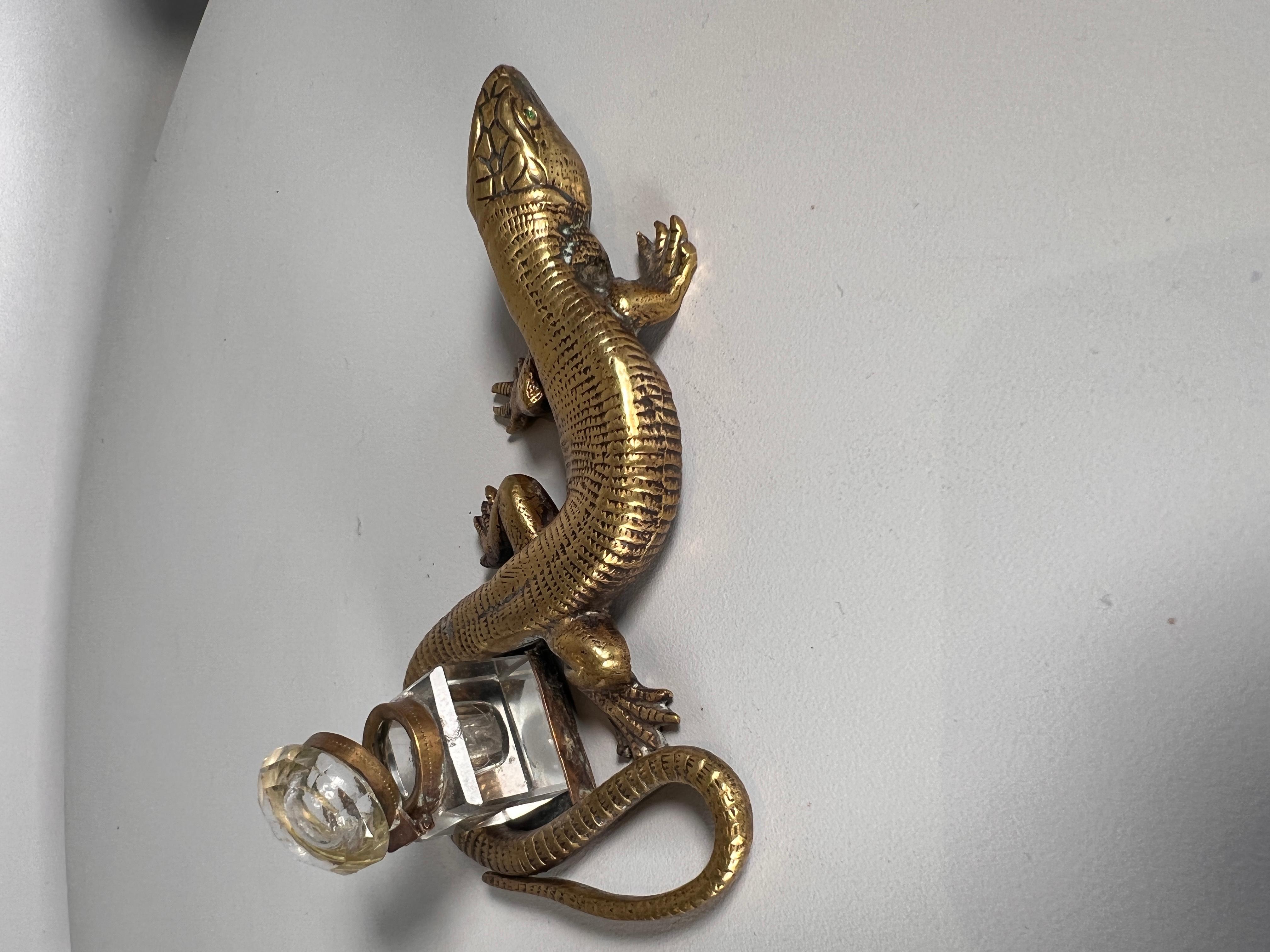 Late 19th Century Austro-Hungarian Bronze Lizard Inkwell In Good Condition For Sale In London, GB