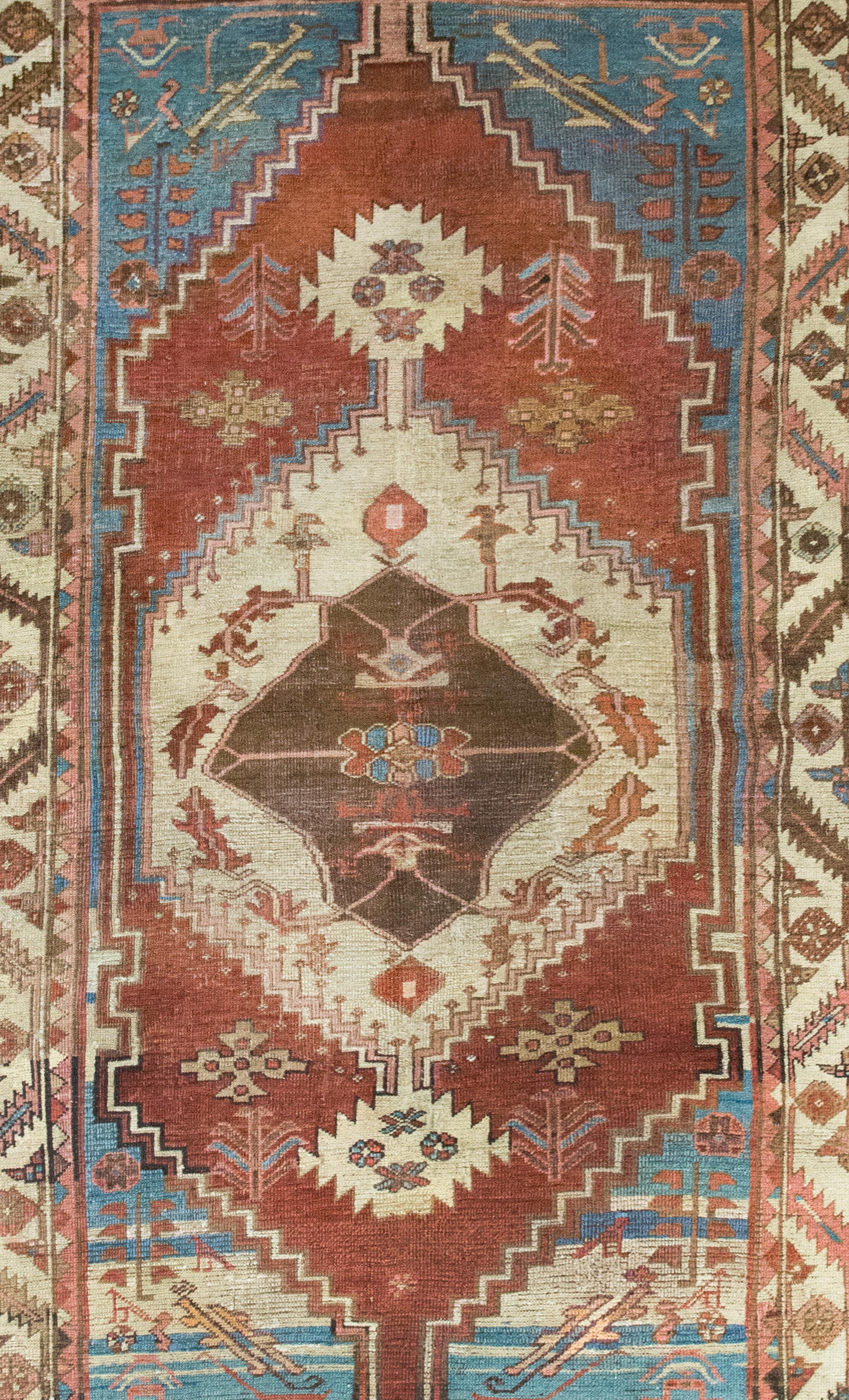 Tappeto Bakshaish della fine del XIX secolo in vendita 1