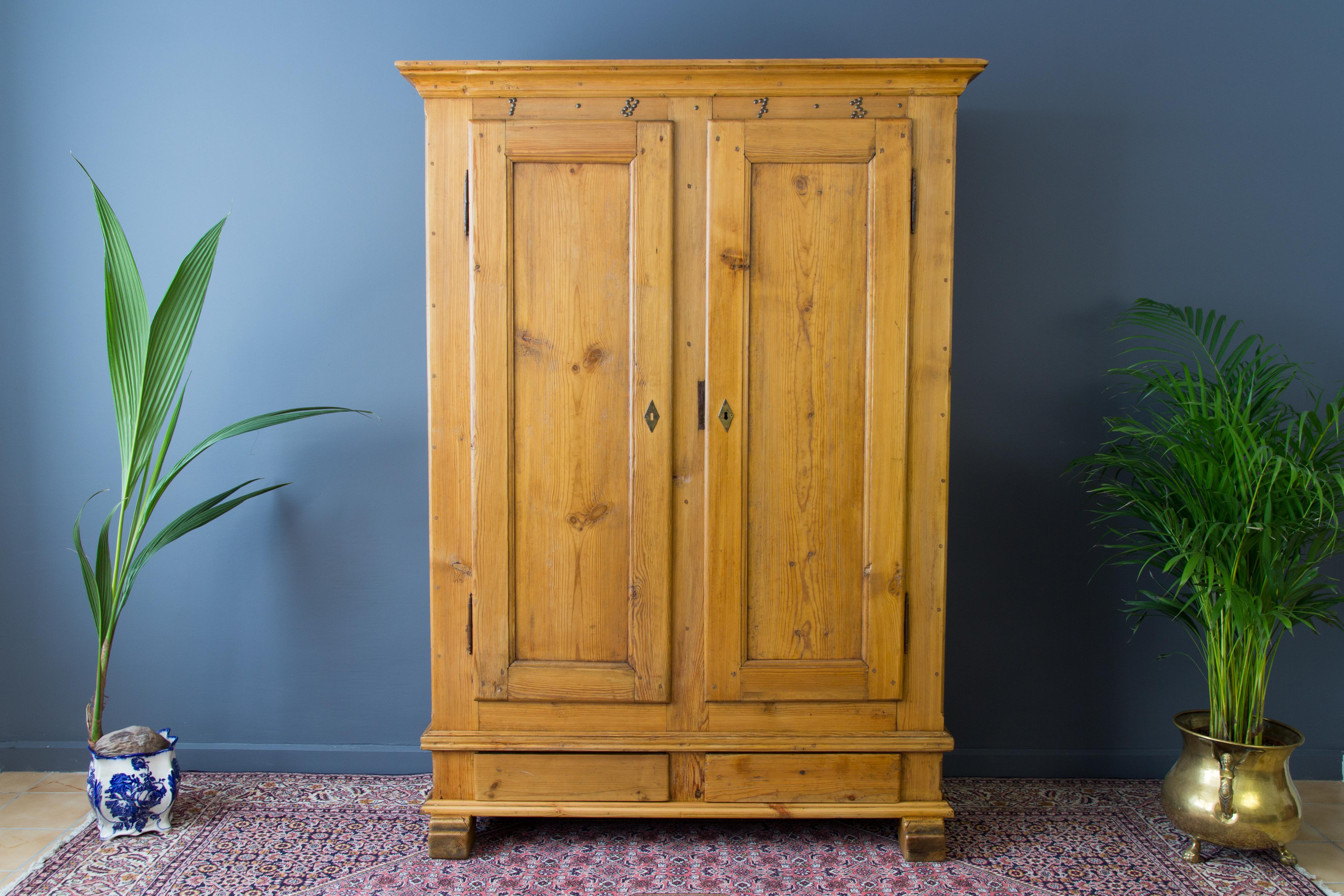Late 19th Century Baltic Pine Armoire 13