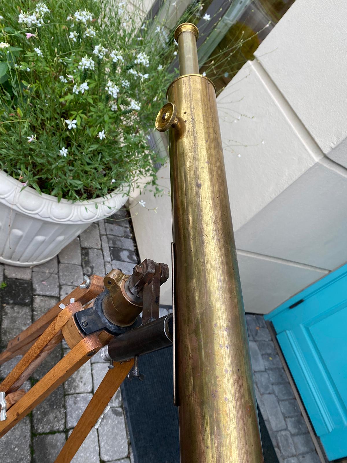 Late 19th Century Bardou & Son Paris Brass Telescope with GB Trademark on Tripod For Sale 3