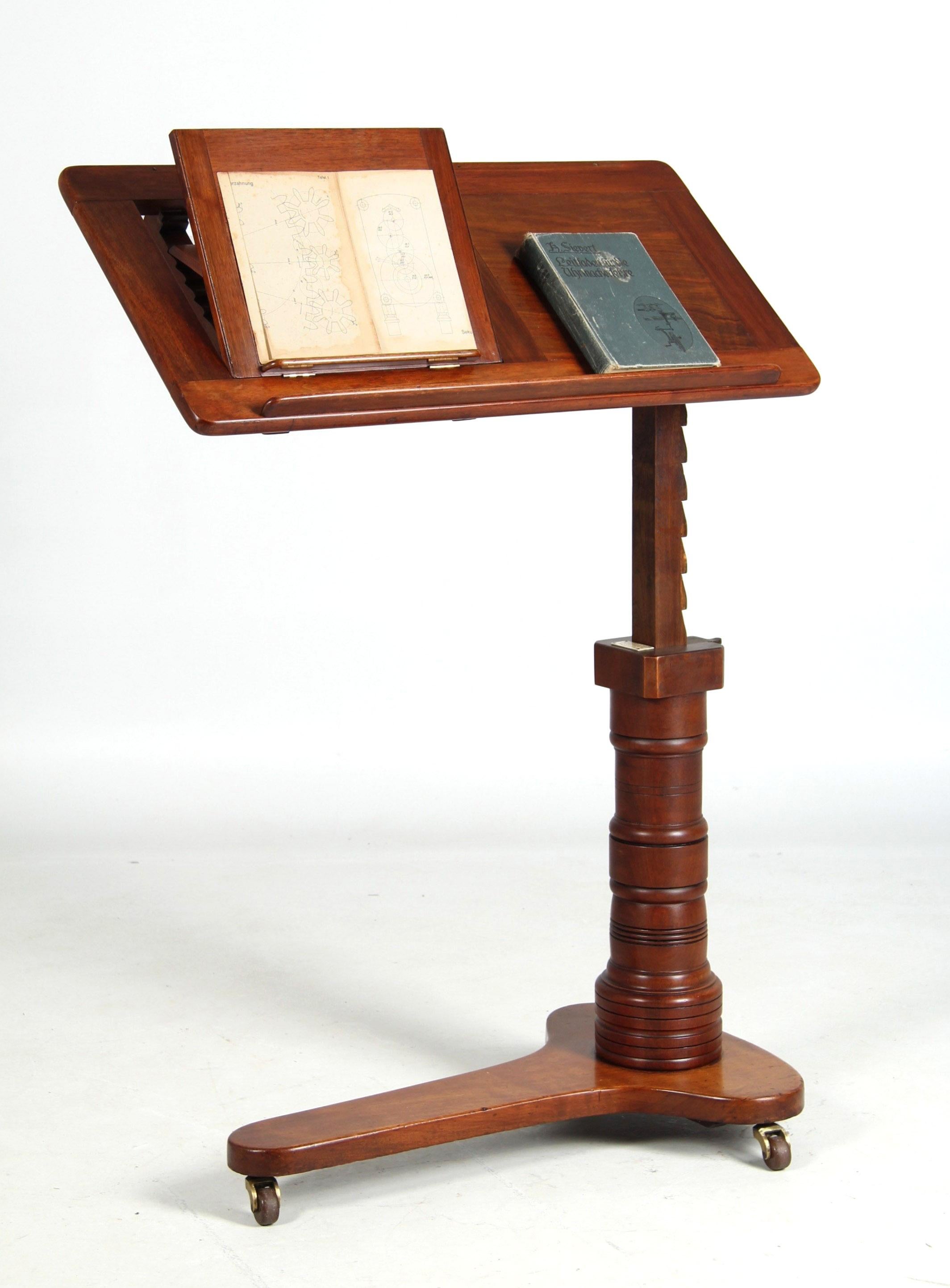 Late 19th Century Bedside Table, Desk and Reading Table, Lecture, London c. 1900 In Good Condition For Sale In Greven, DE
