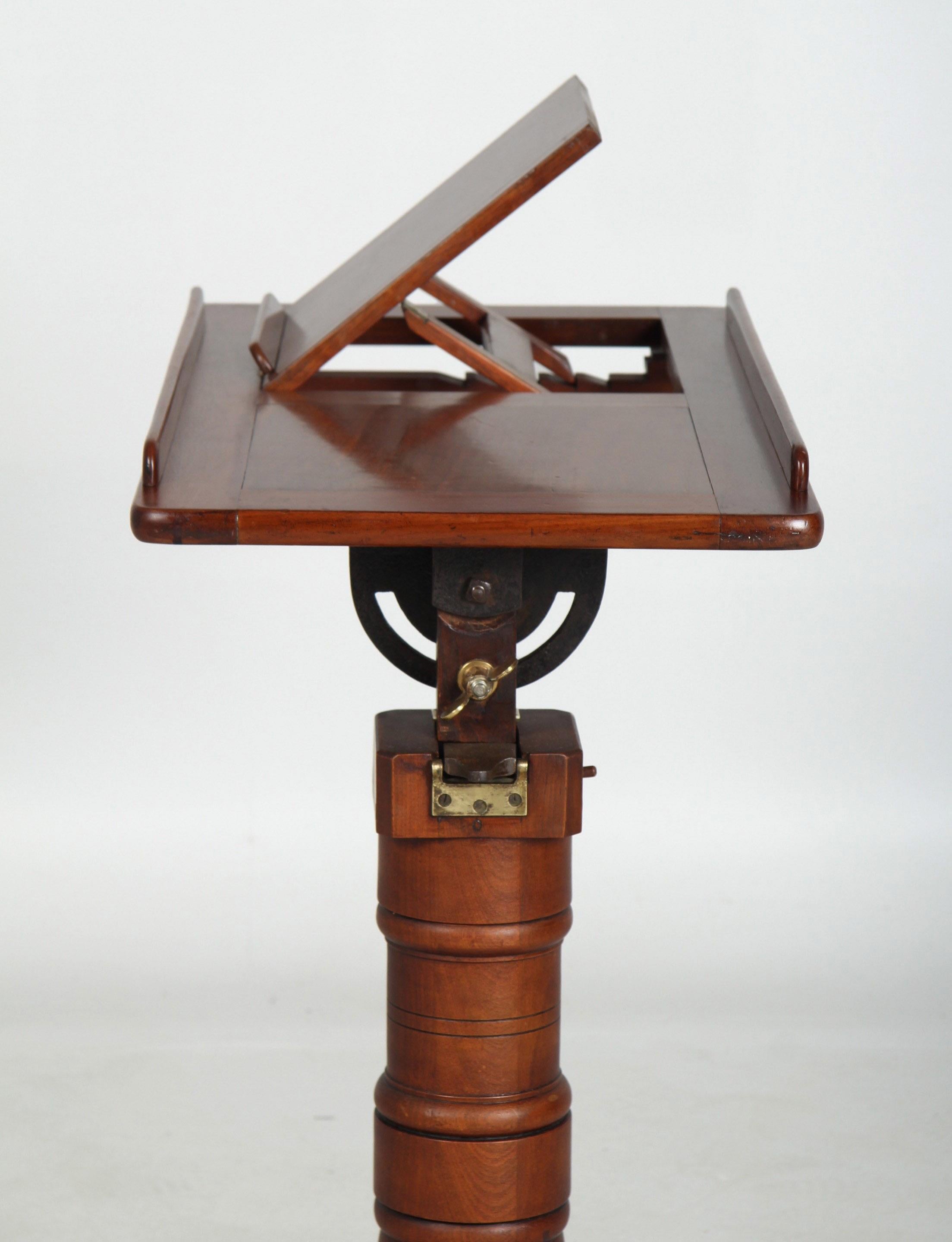 Late 19th Century Bedside Table, Desk and Reading Table, Lecture, London c. 1900 For Sale 2