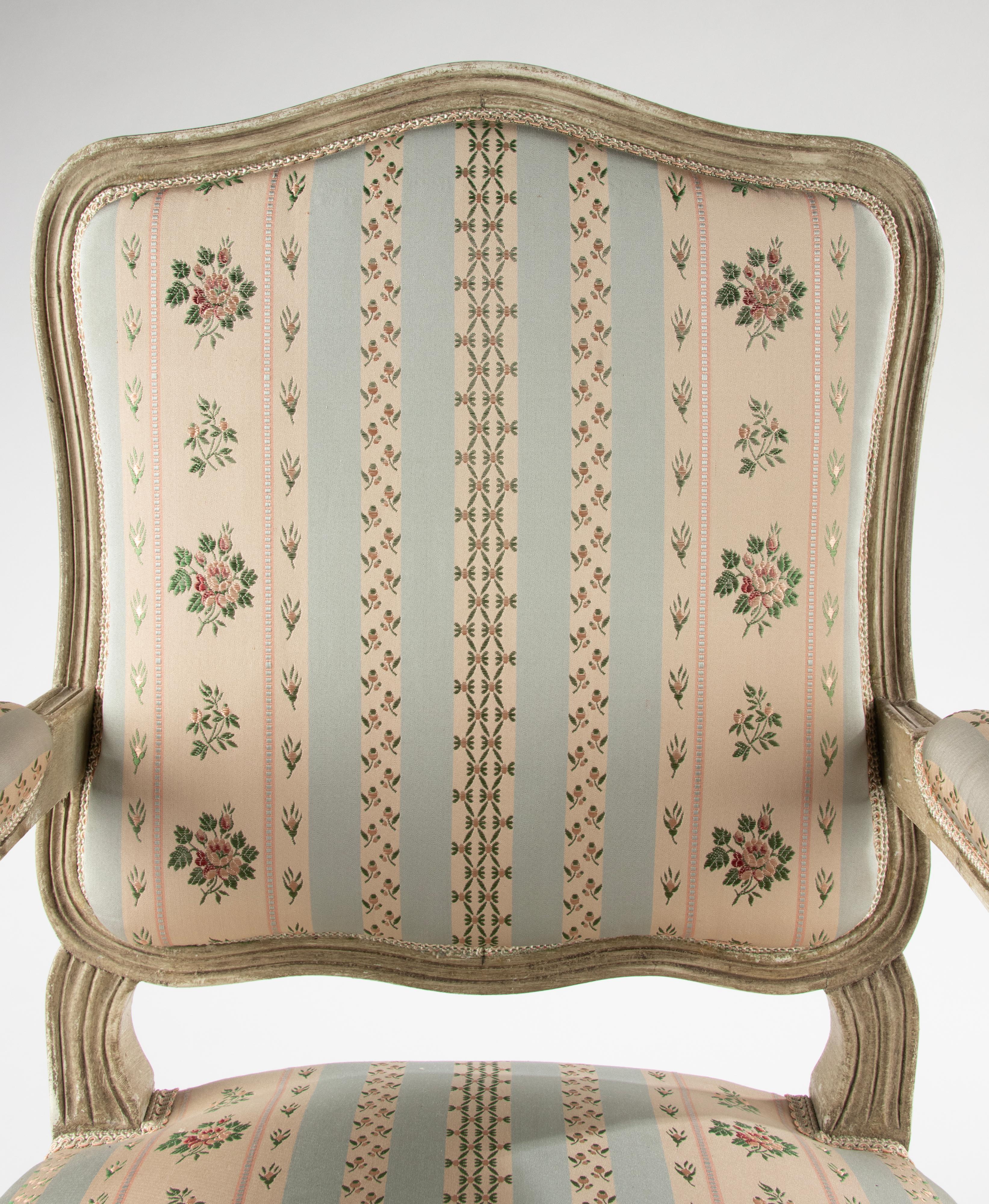 French Late 19th Century Beechwood Children's Cabriolet Arm Chair