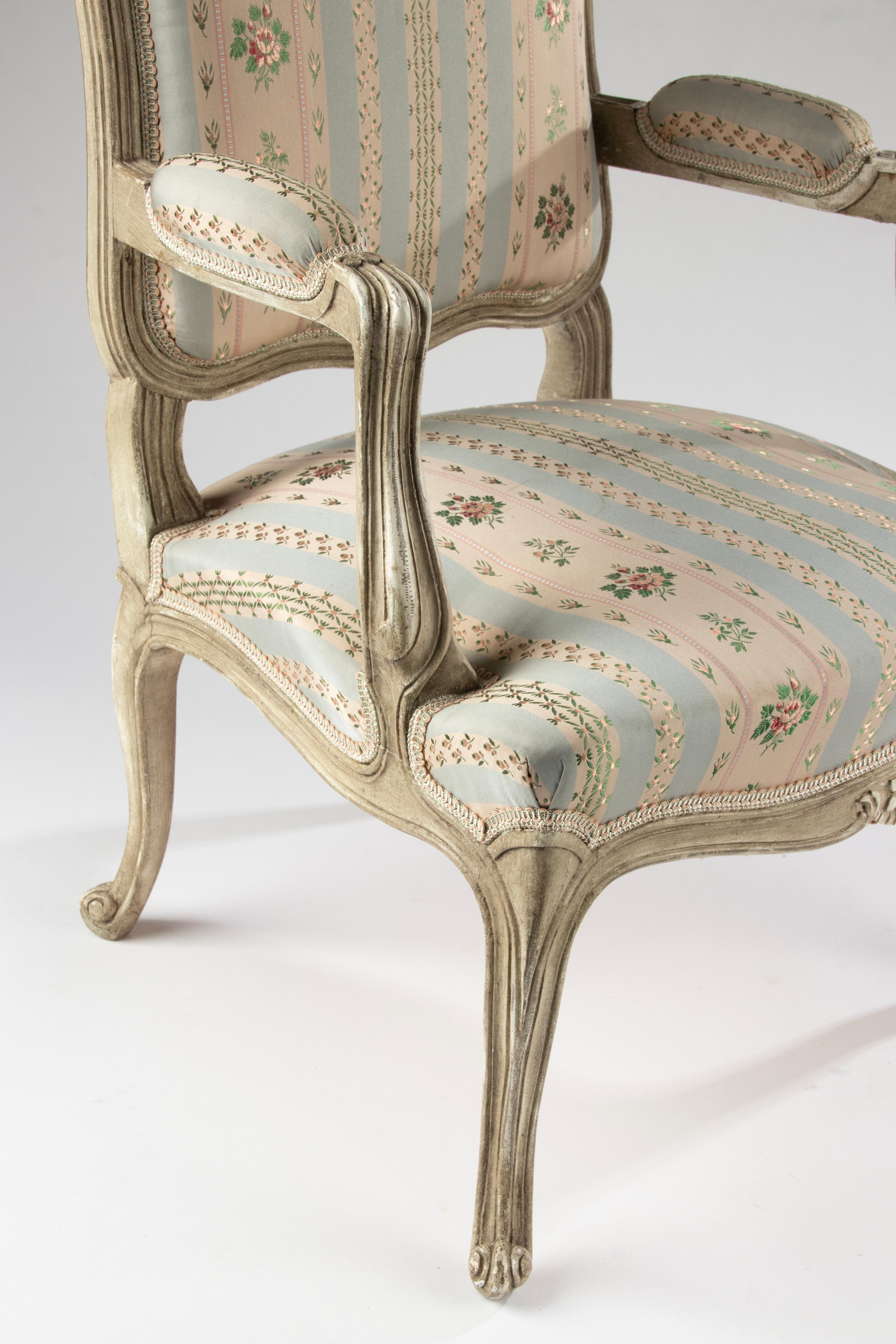 Late 19th Century Beechwood Children's Cabriolet Arm Chair 1