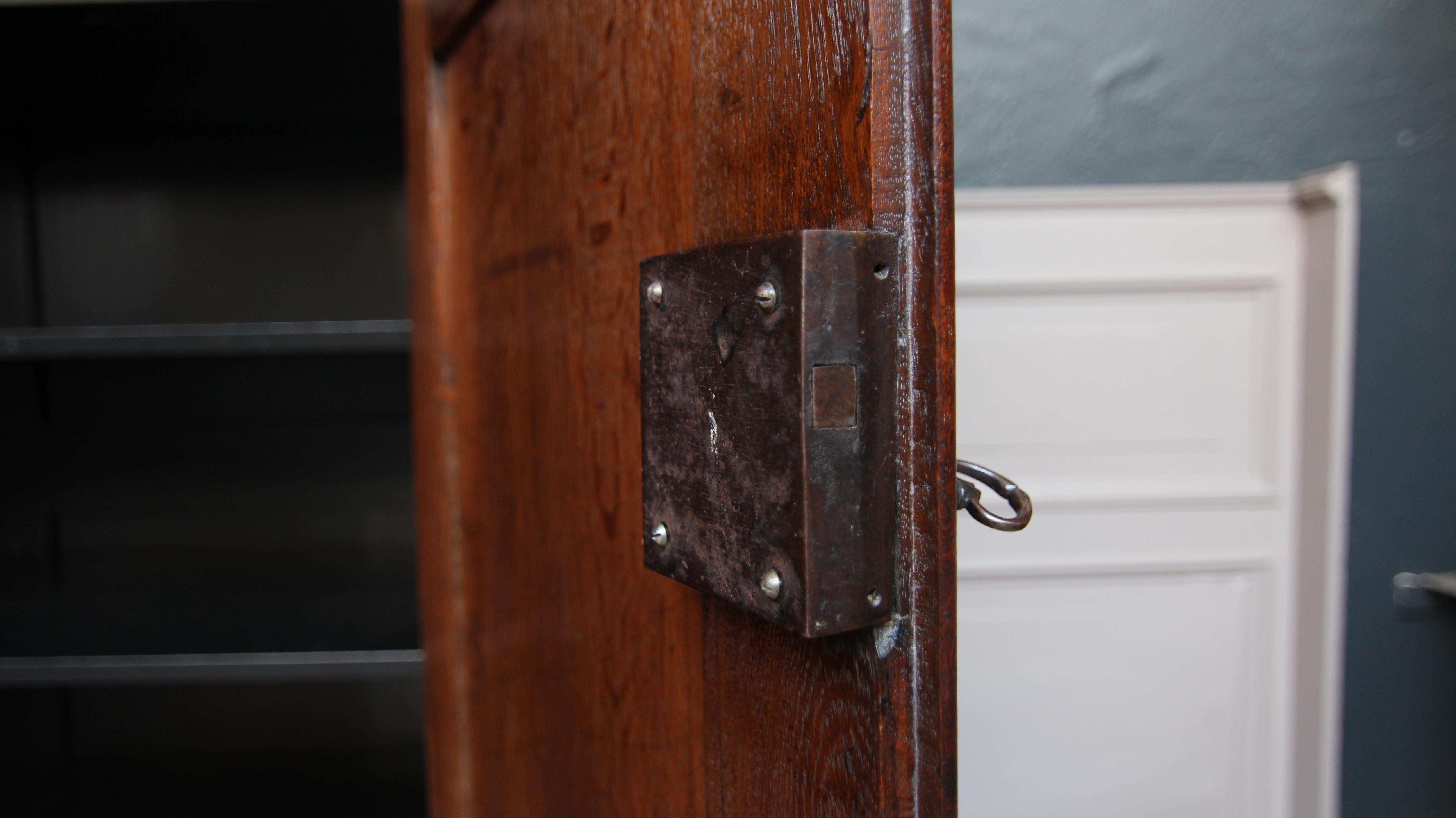 Late 19th Century Belgian Oak Wardrobe or Cabinet 3