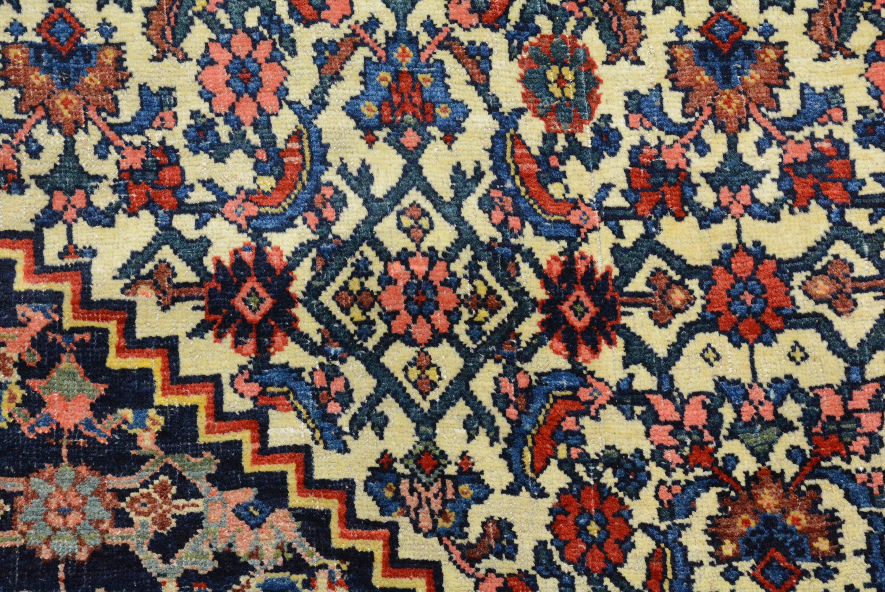 Tapis Bidjar de la fin du 19e siècle Bon état - En vente à Closter, NJ