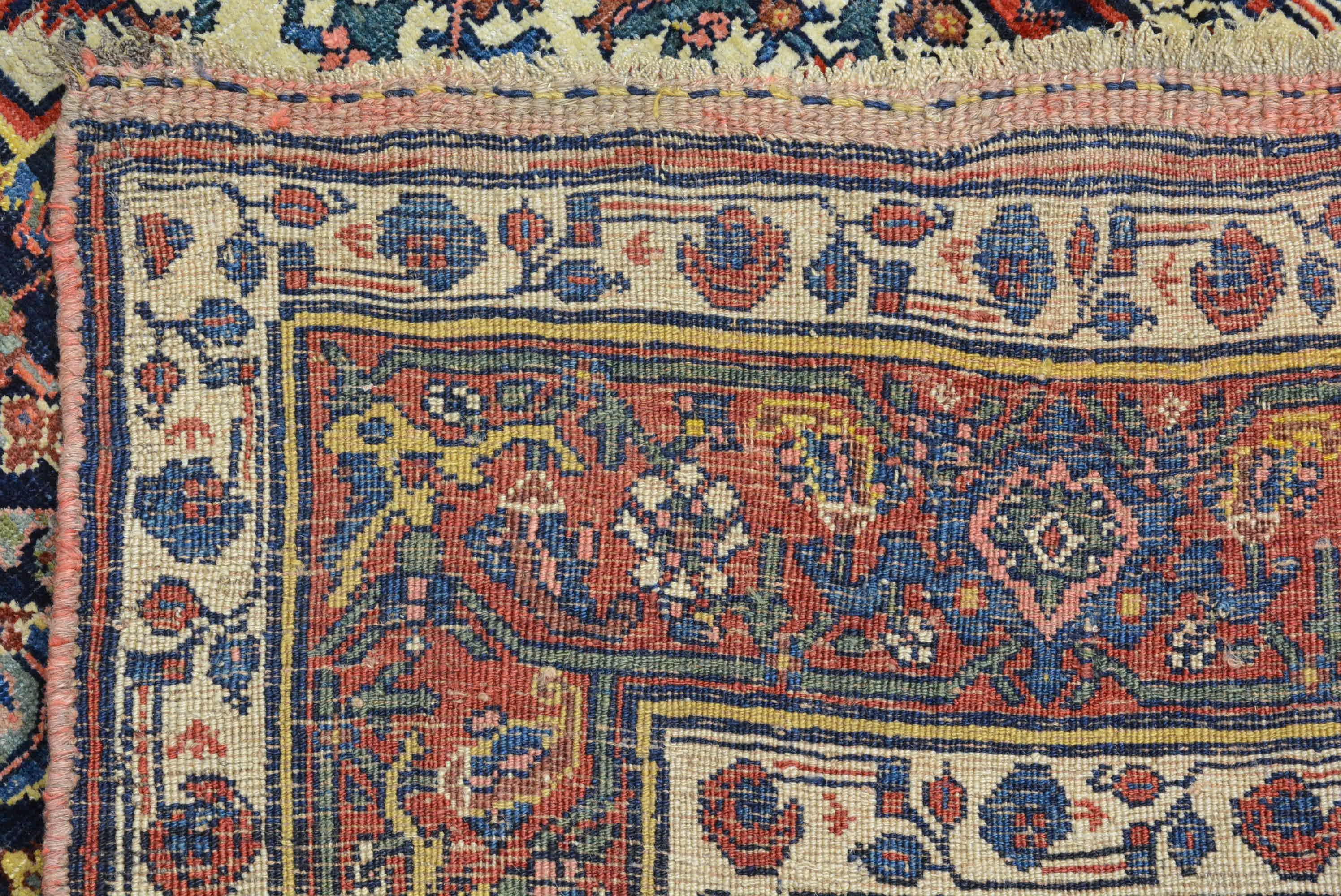 Tapis Bidjar de la fin du 19e siècle en vente 1