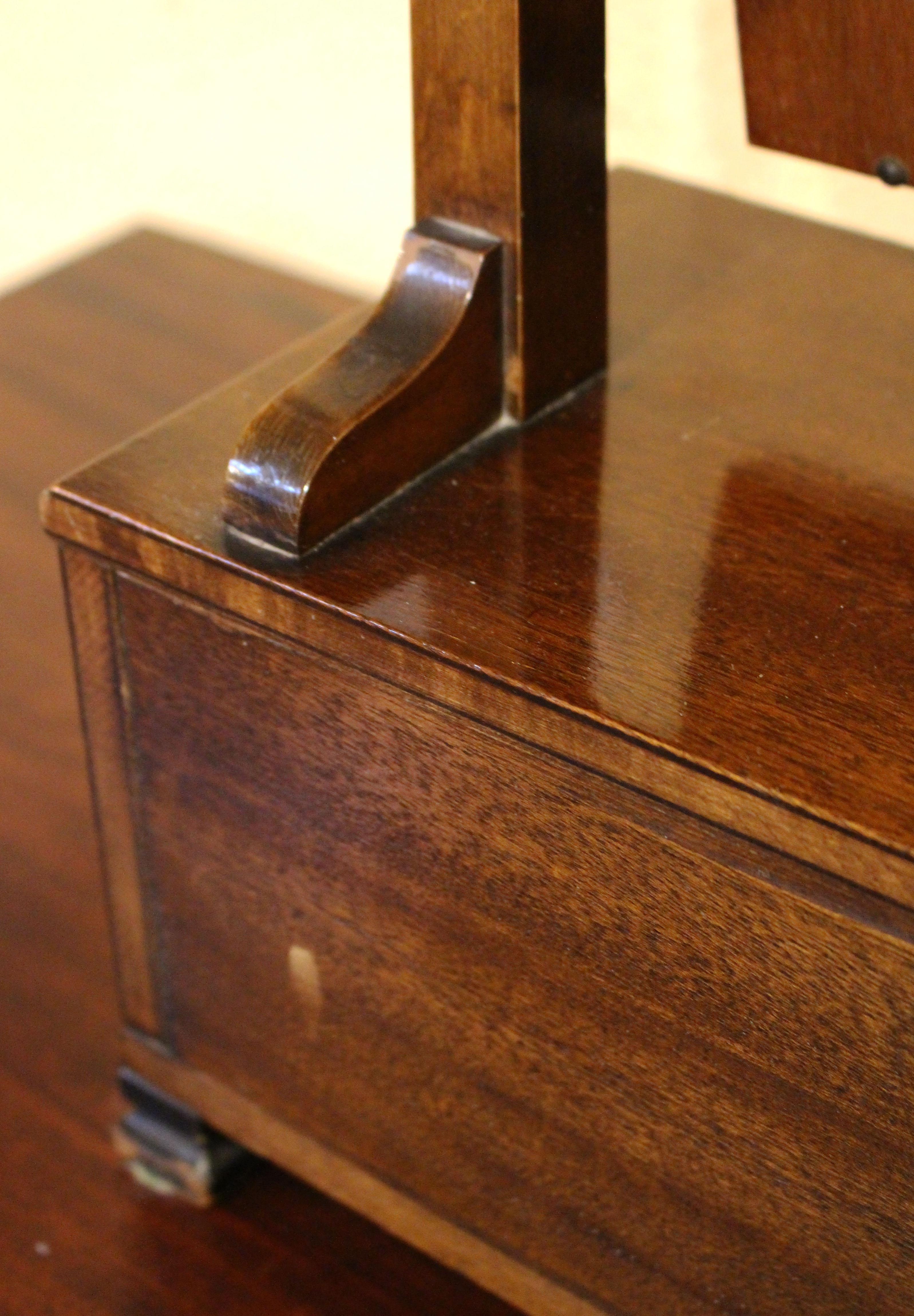 Miroir de rasage Biedermeier Revive de la fin du 19e siècle en vente 1