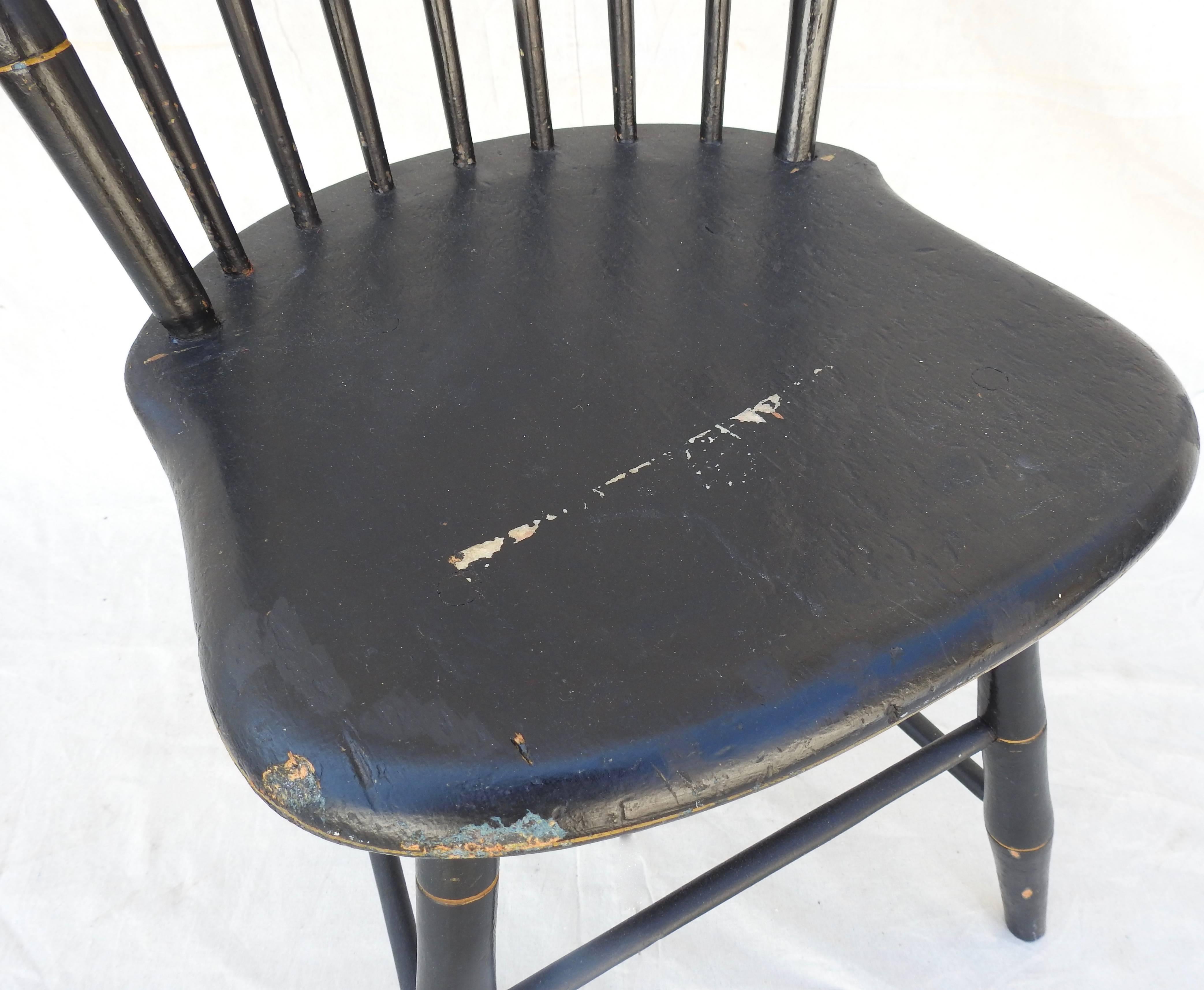 Windsor Chair Black and Gold Painted by William Wilt In Good Condition In Cookeville, TN