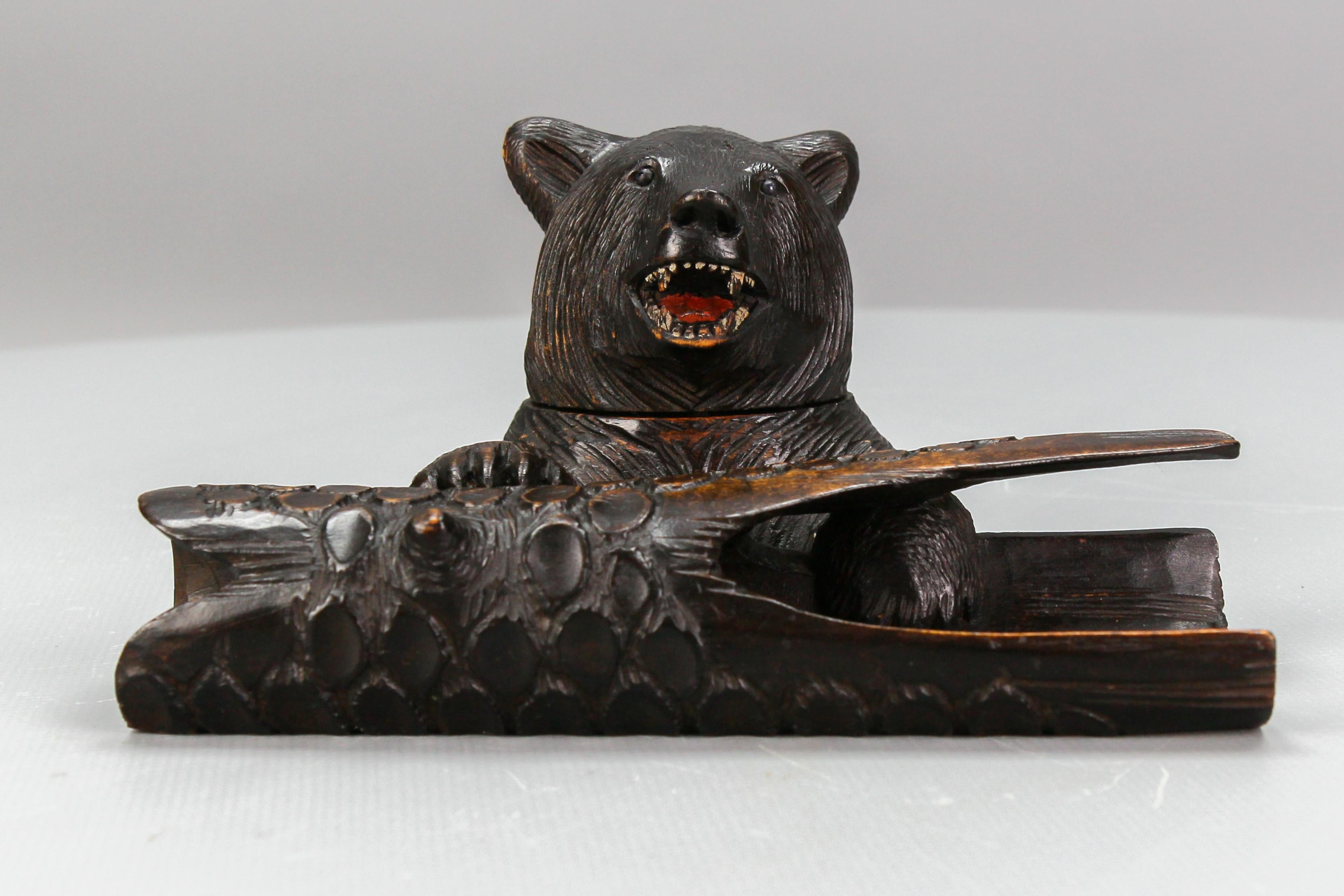 tintenfass mit federhalter