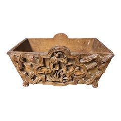 Jardinière ou jardinière en bois sculpté de la Forêt-Noire de la fin du XIXe siècle - étiquette de Tony West