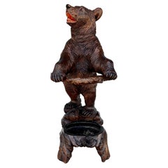Late 19th century Black Forest umbrella stand in form of standing bear
