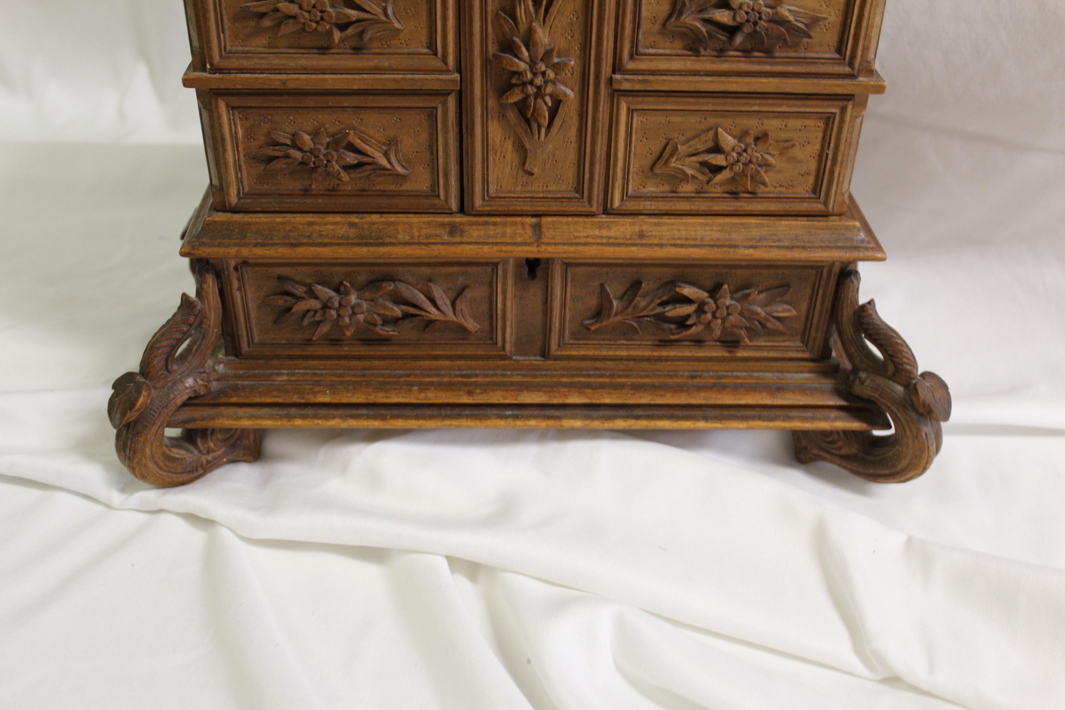 German Late 19Th Century ,  Black Forrest Carved Jewelry box  For Sale