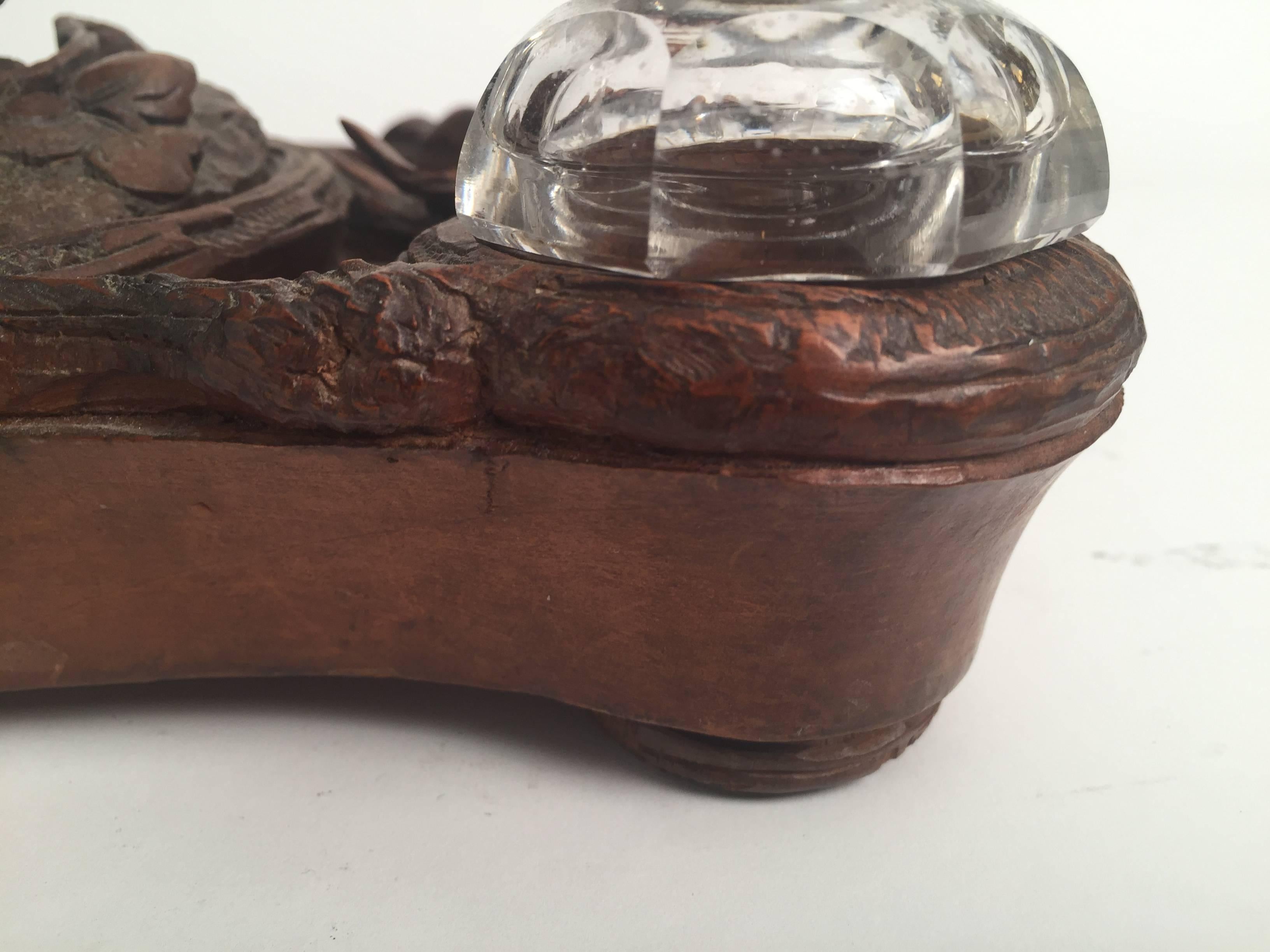 Late 19th Century Black Forrest Walnut Hand-Carved Ink Stand 4