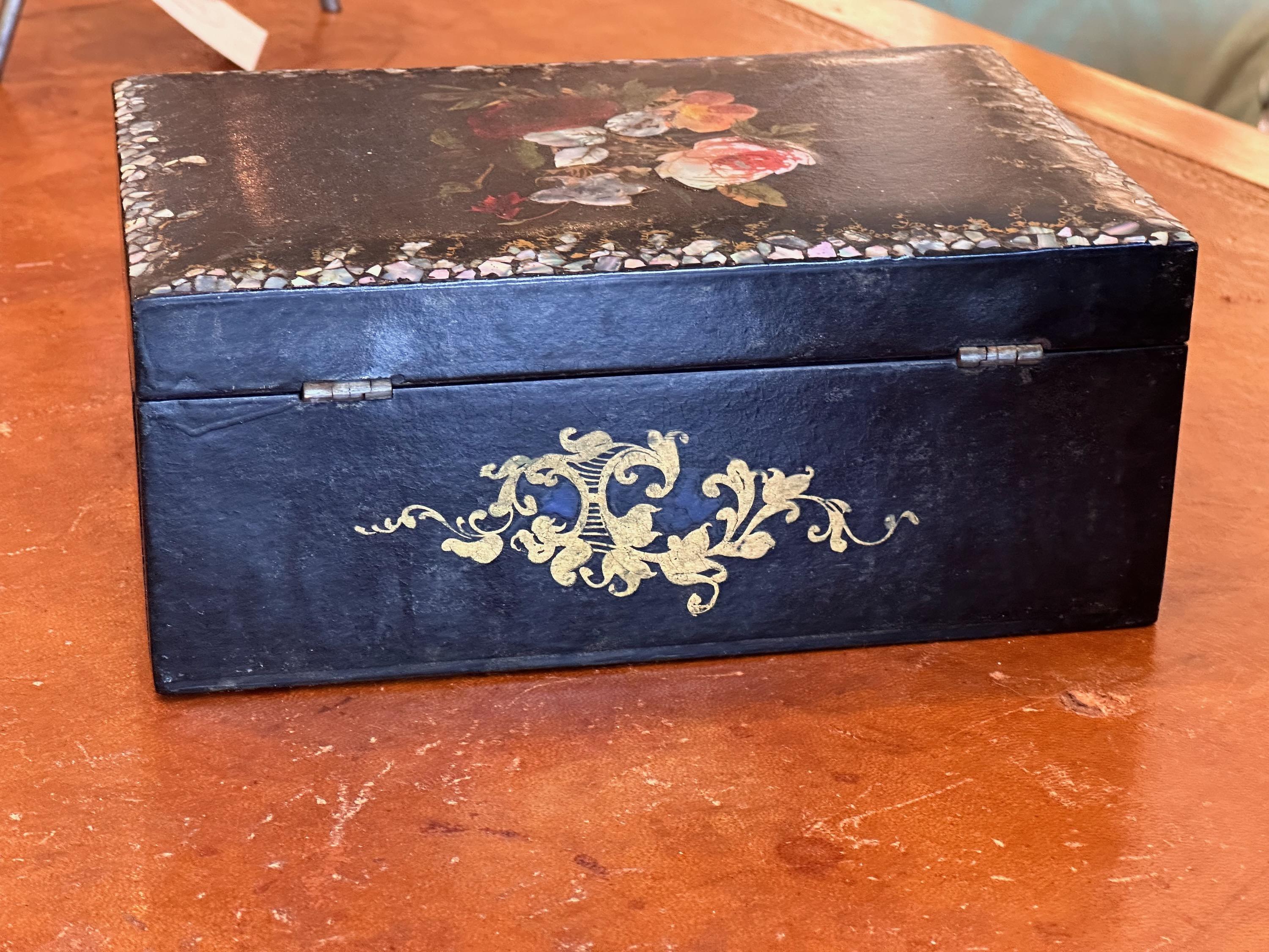 British Late 19th Century Black Lacquer Box For Sale