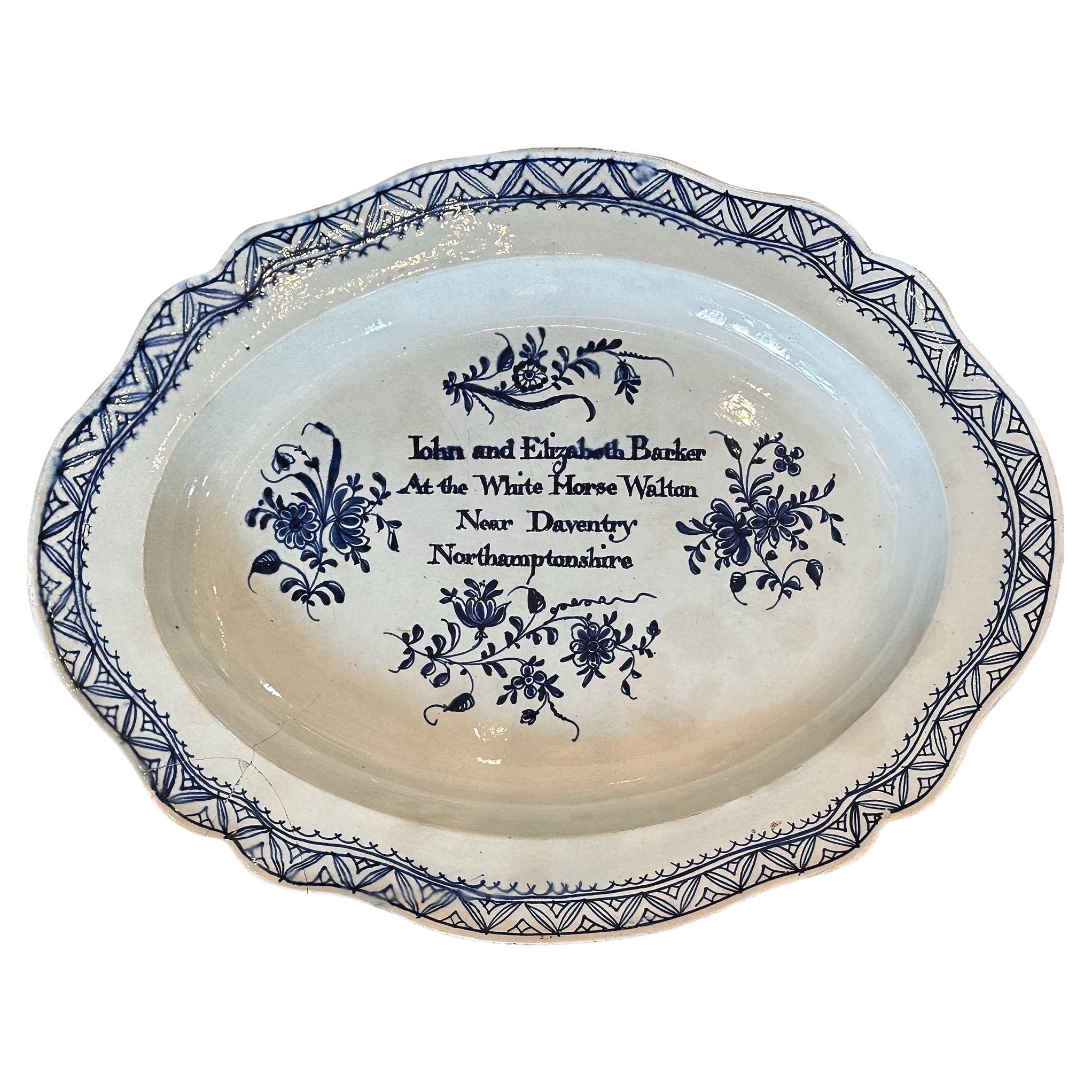 Blaue und weiße Platte des späten 19. Jahrhunderts