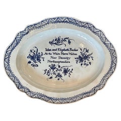 Plato azul y blanco de finales del siglo XIX