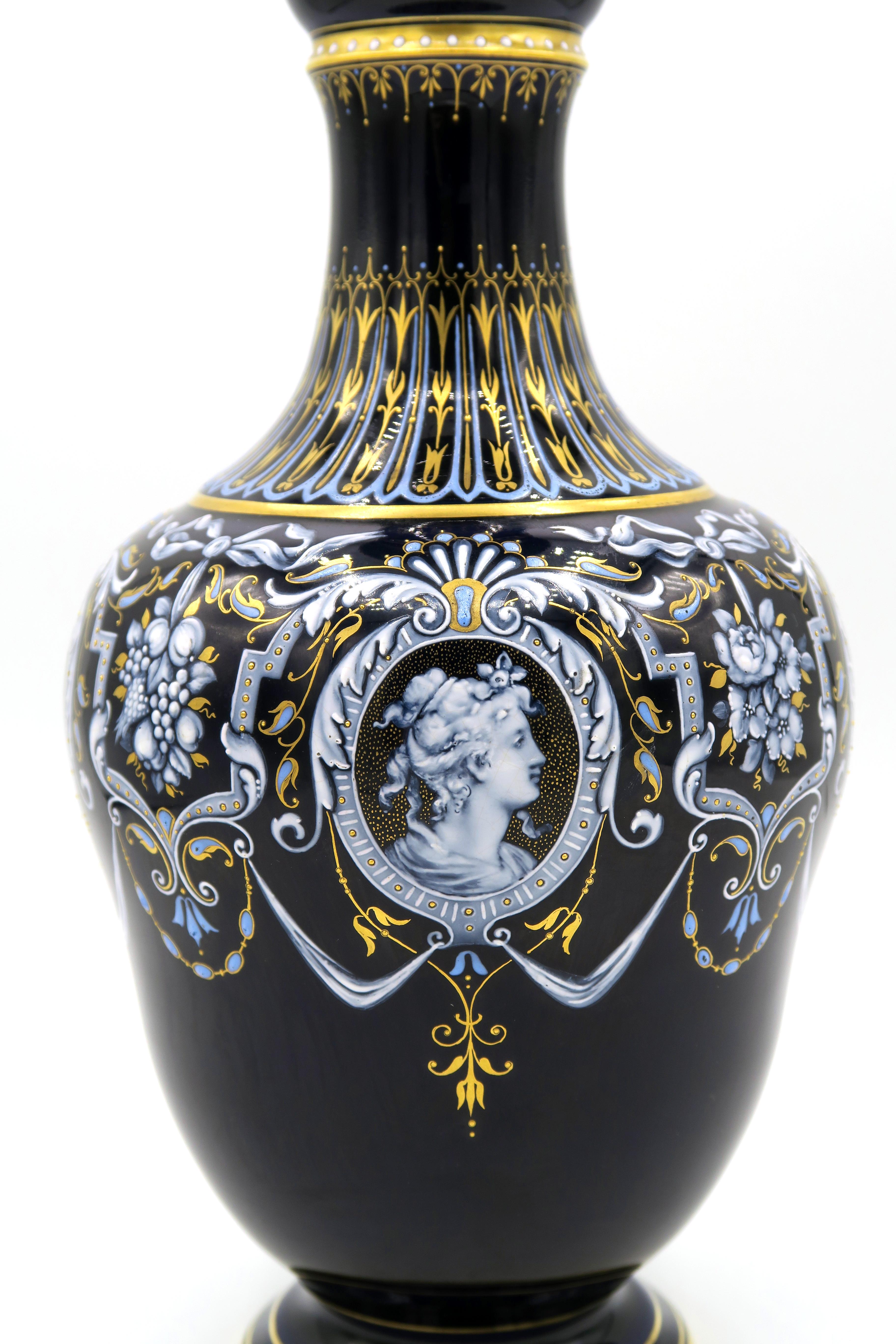 Hand-Painted Late 19th Century Blue Meissner Narrow Neck Vase with Elegant Lady Portrait For Sale
