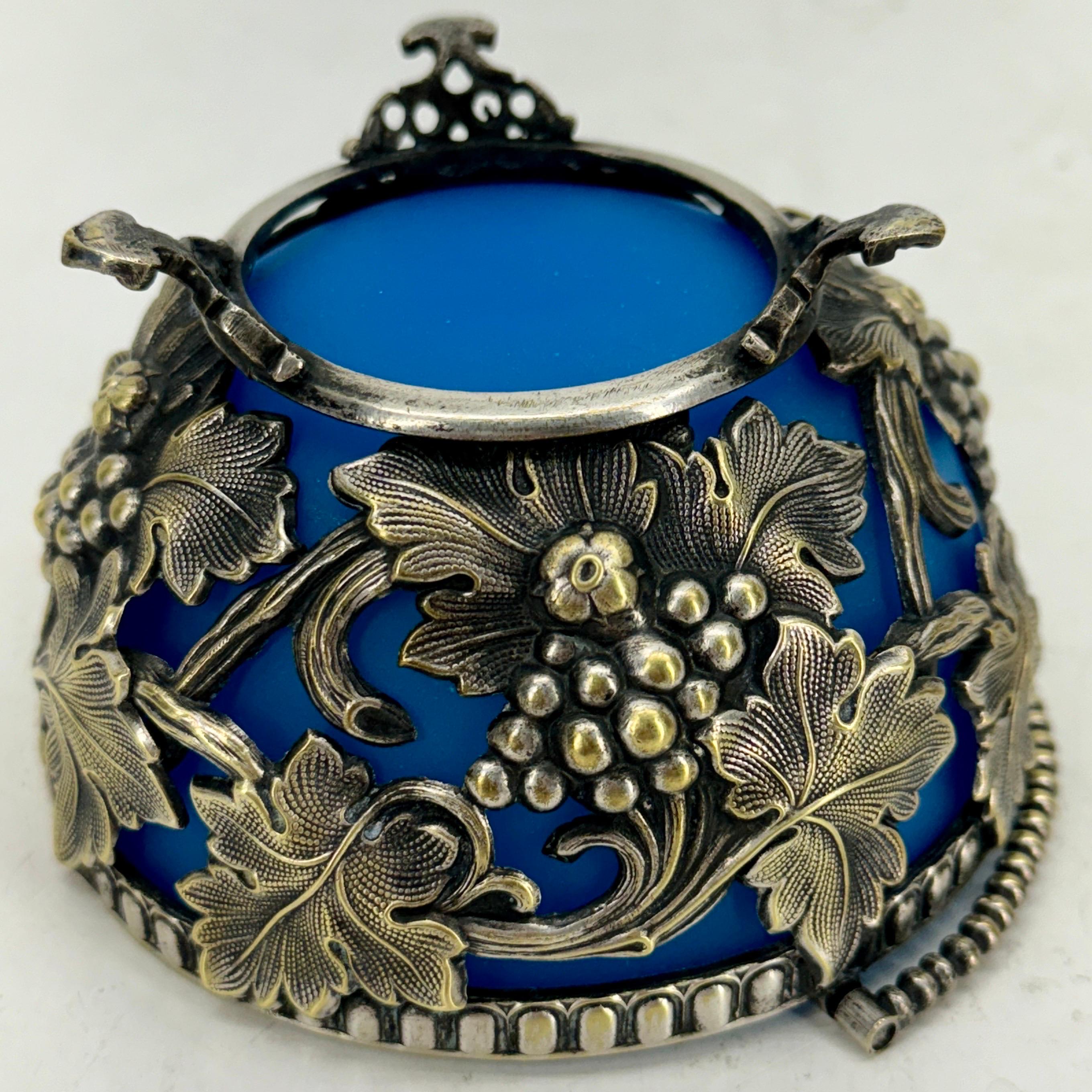 Late 19th Century Blue Opaline Sheffield Silver Sugar Bowl For Sale 4