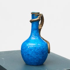 Pichet bleu Royal Worcester de la fin du 19e siècle avec anse en forme de dragon