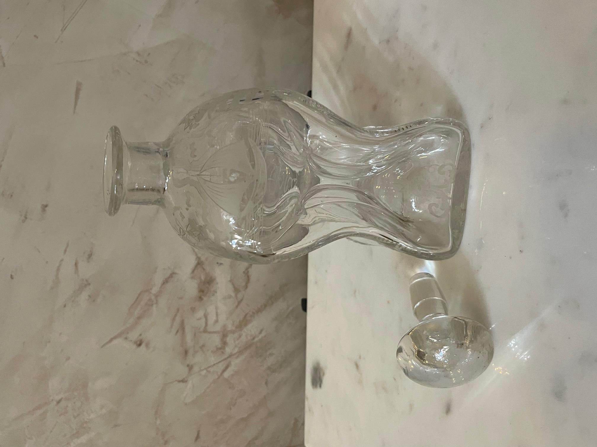 Caraffa in vetro inciso di Boheme della fine del XIX secolo, 1890 in vendita 3