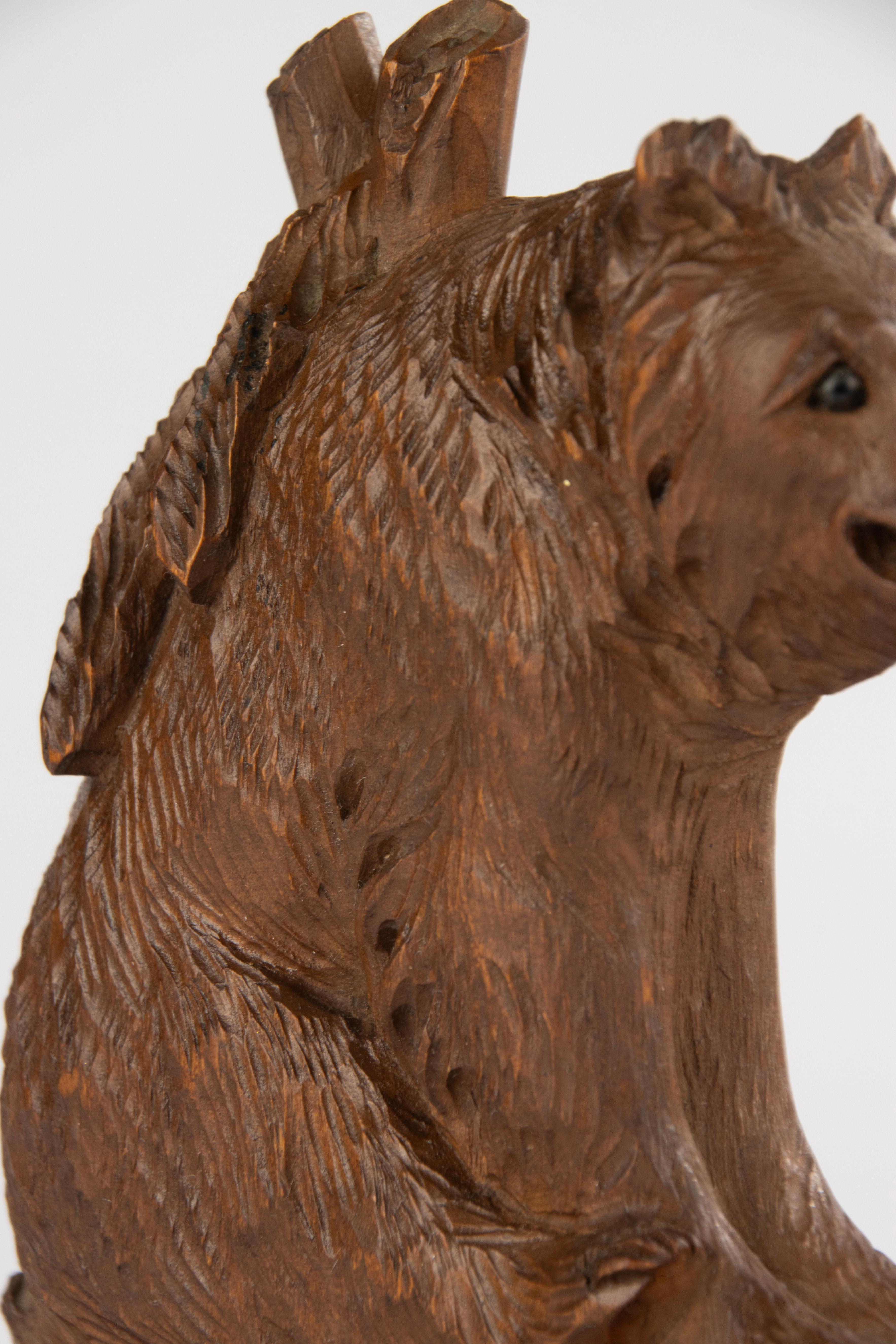 Late 19th Century Bookstand / Bookends - Black Forest - Walnut Carved Bears For Sale 10